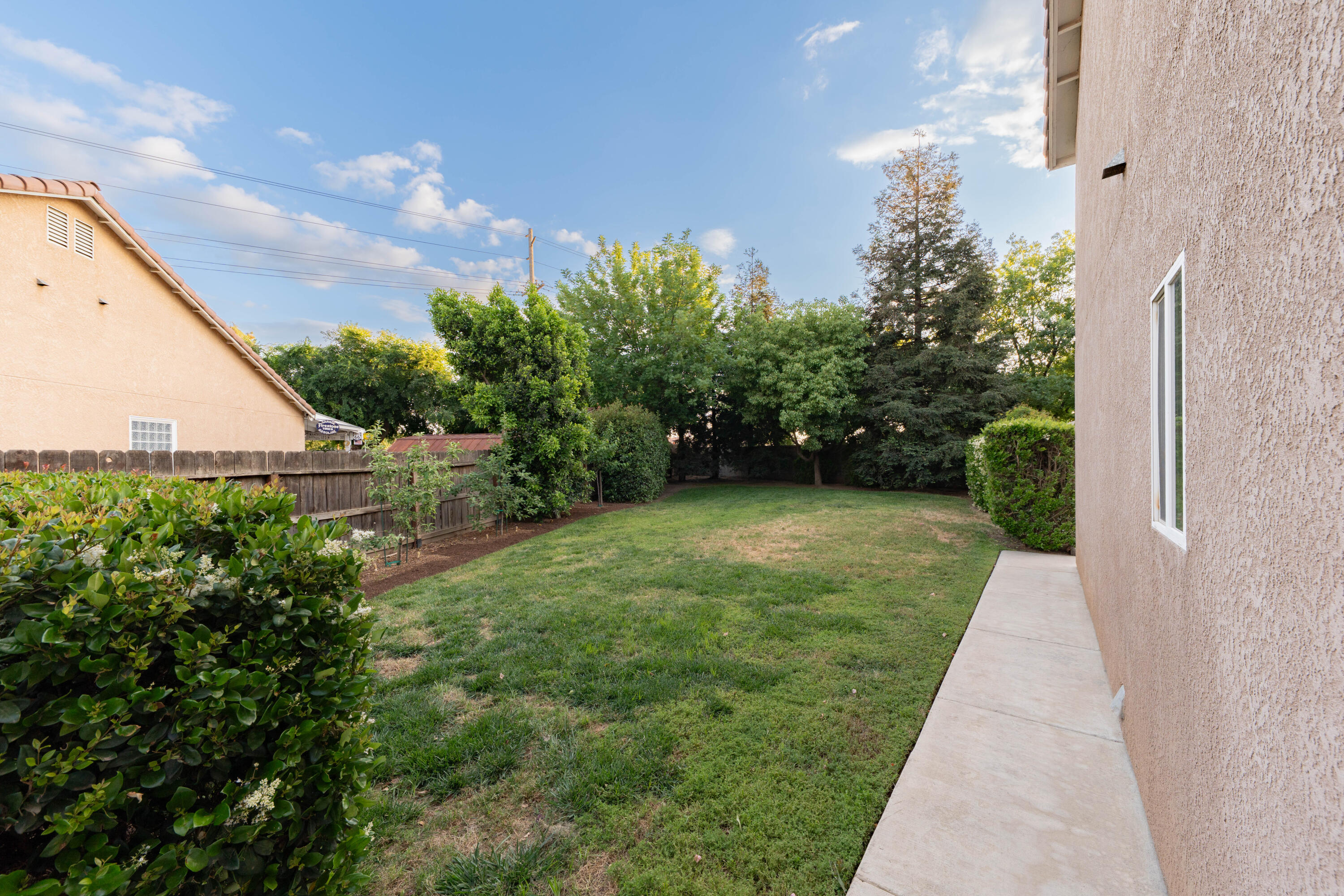 1405 Cortese St, Tulare, CA 93274