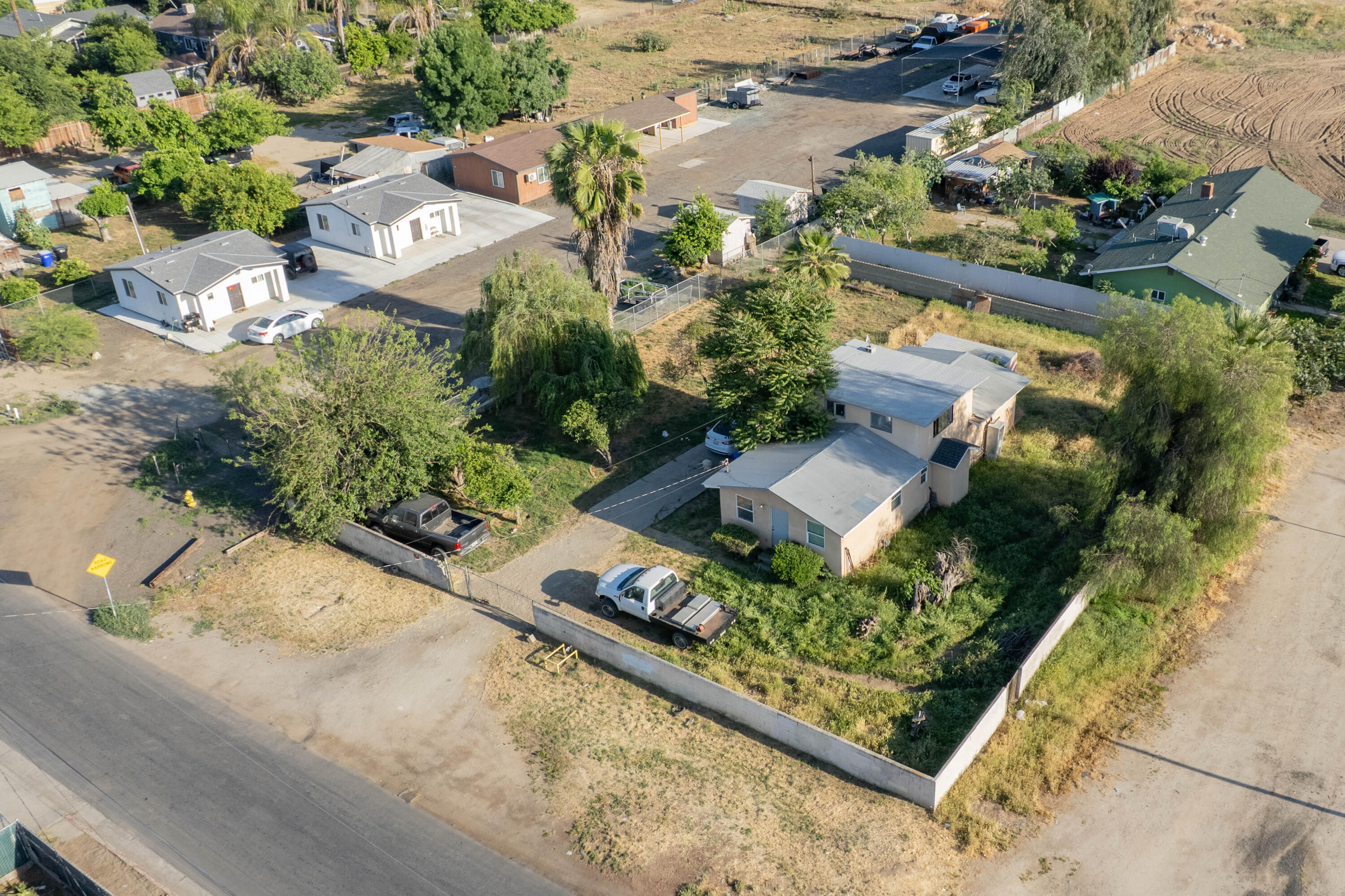 383 E Date Ave, Porterville, CA 93257