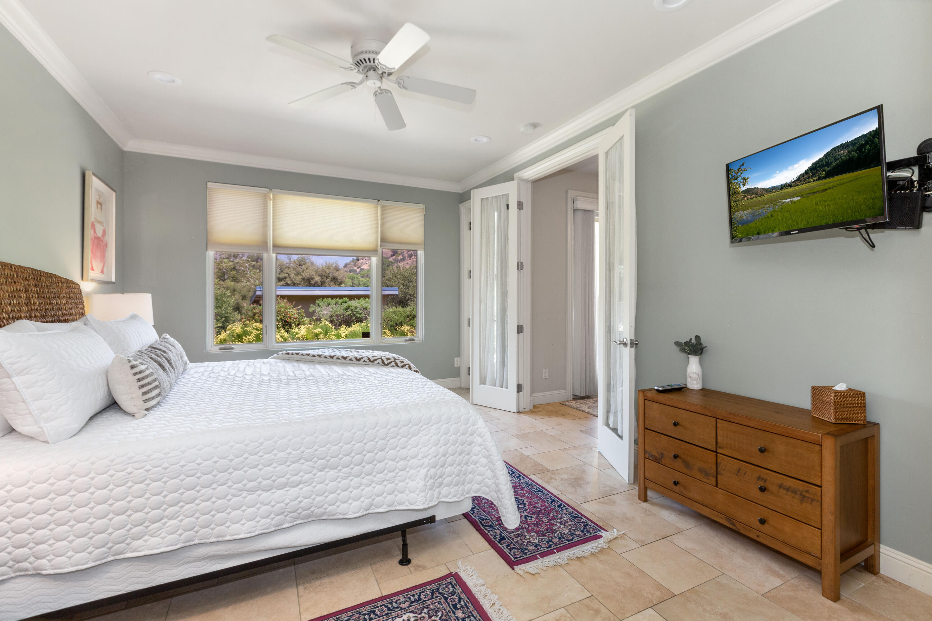 42000 N Fork Dr, Three Rivers, CA 93271