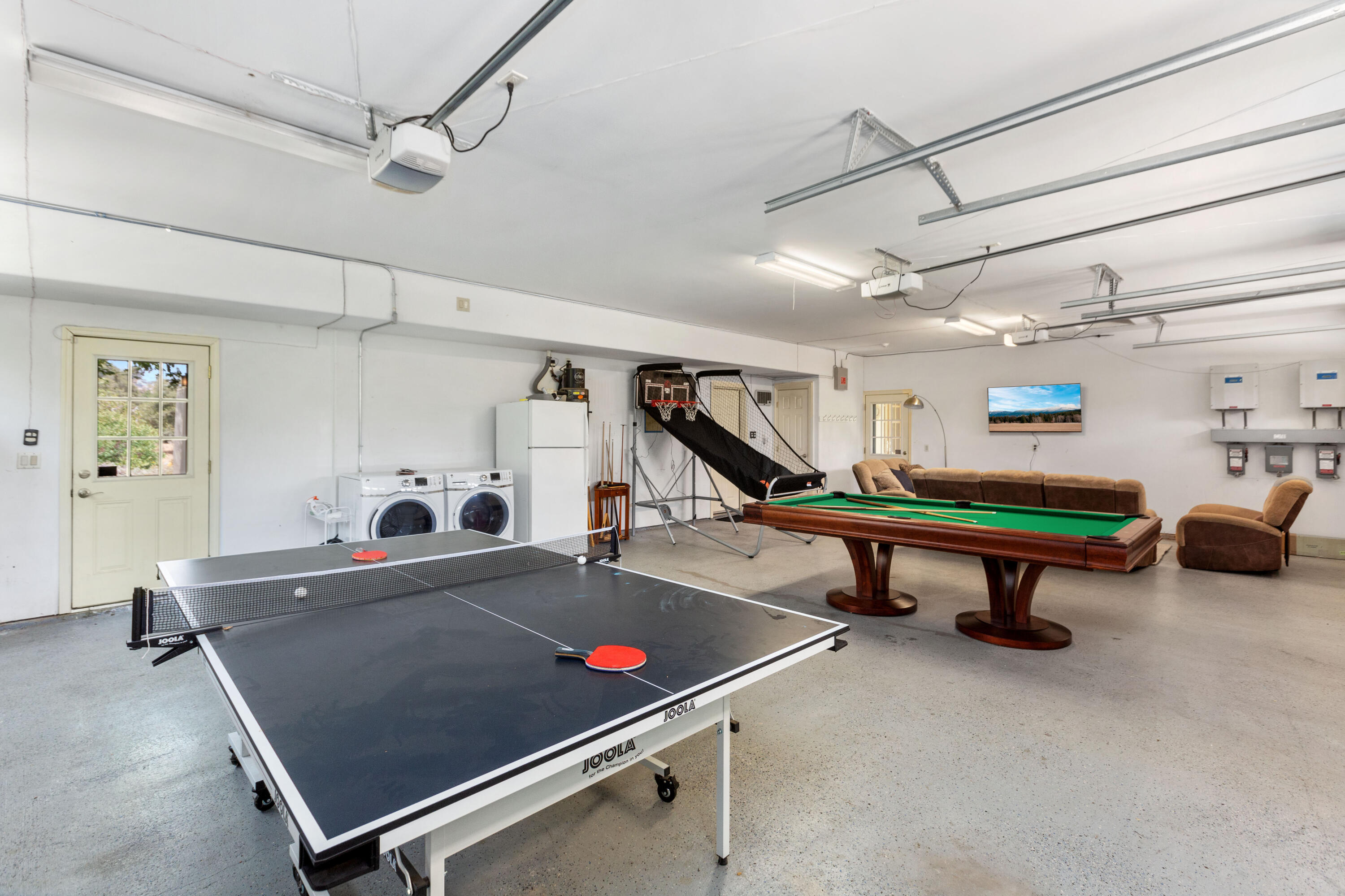 42000 N Fork Dr, Three Rivers, CA 93271