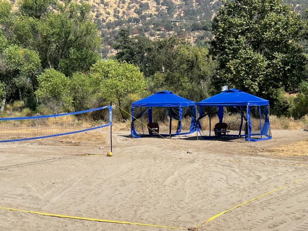 42000 N Fork Dr, Three Rivers, CA 93271