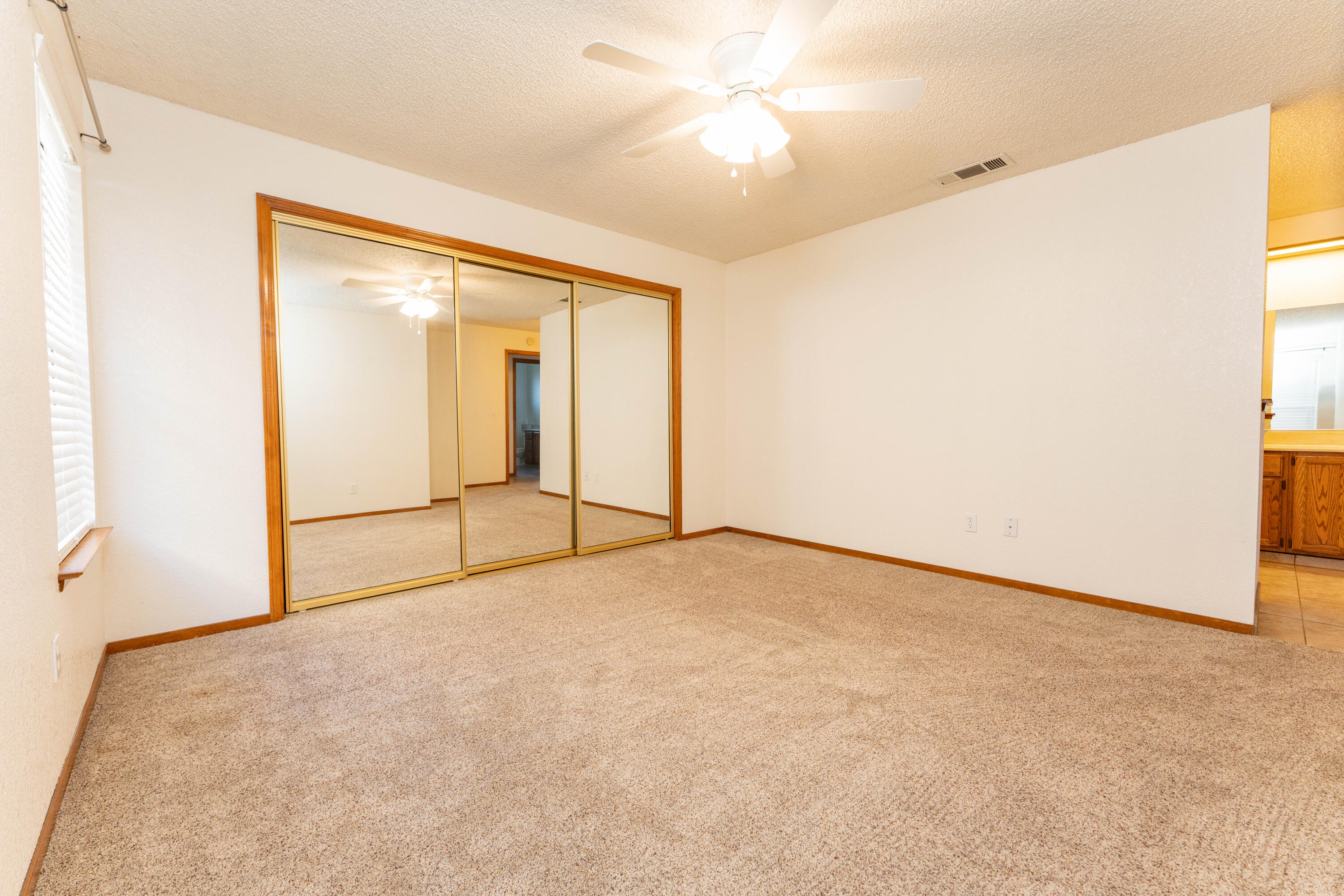 1860 W Fairhaven Ave, Porterville, CA 93257