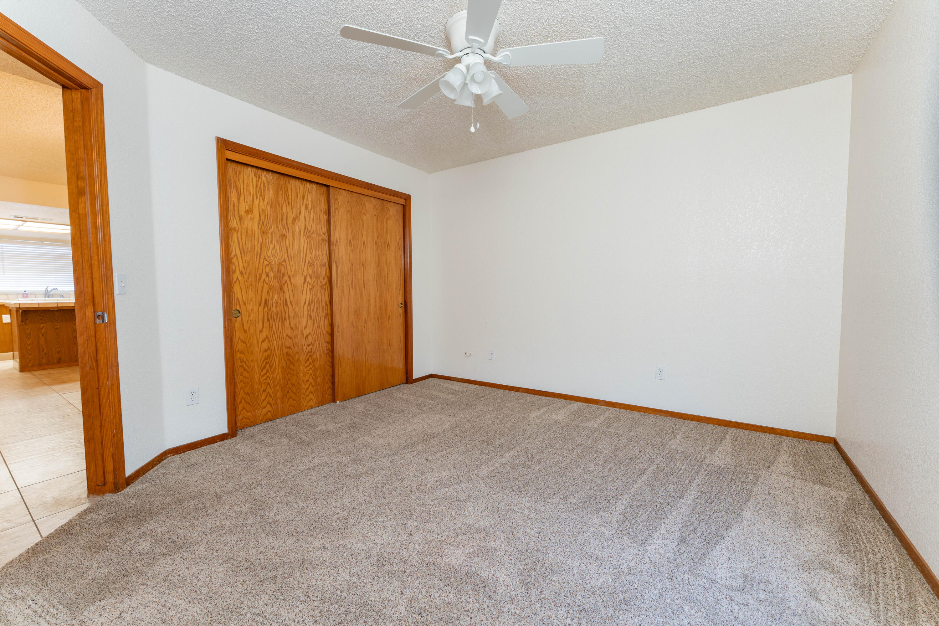 1860 W Fairhaven Ave, Porterville, CA 93257