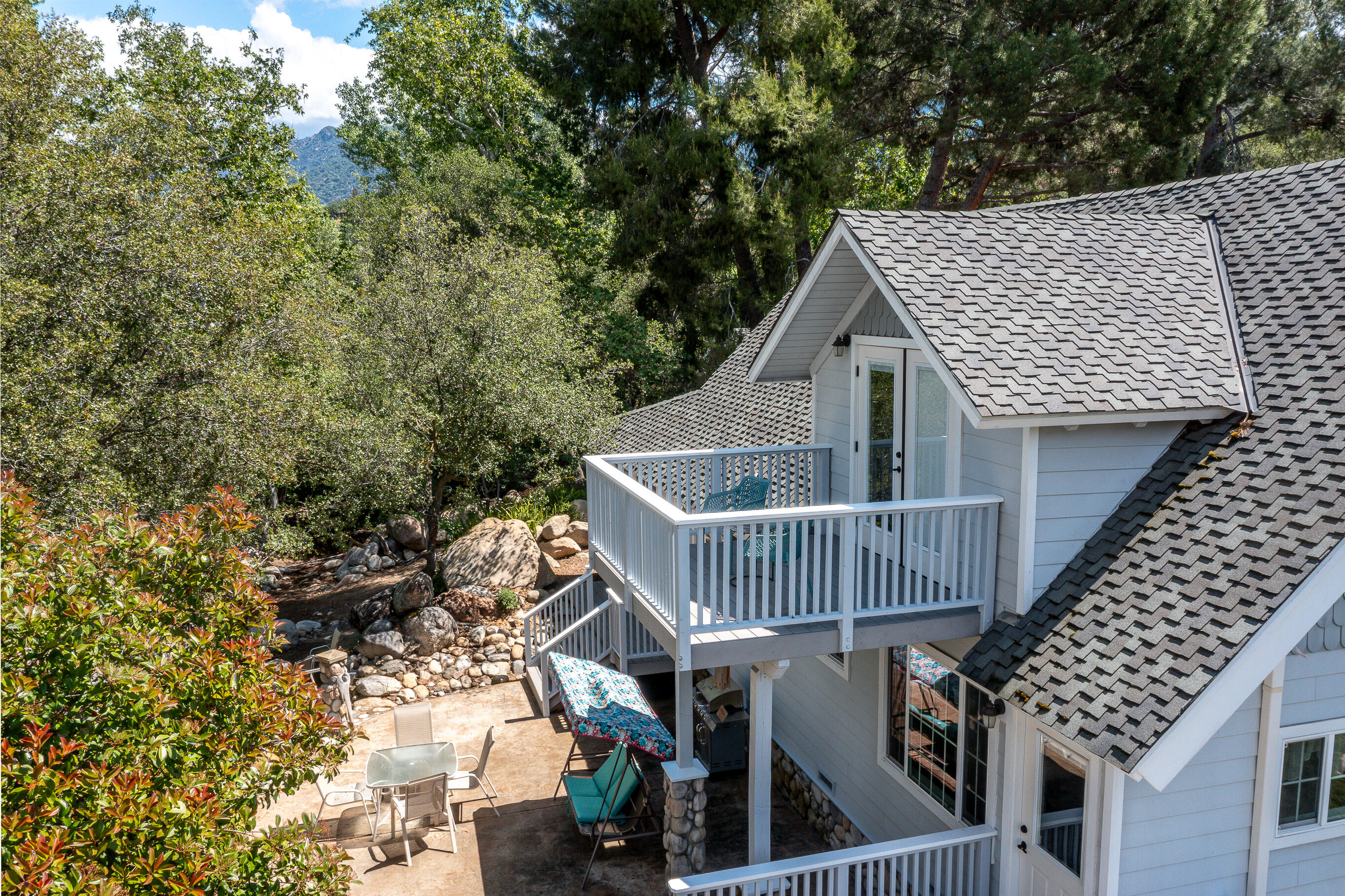 42695 42695 Sierra Drive, Three Rivers, CA 93271