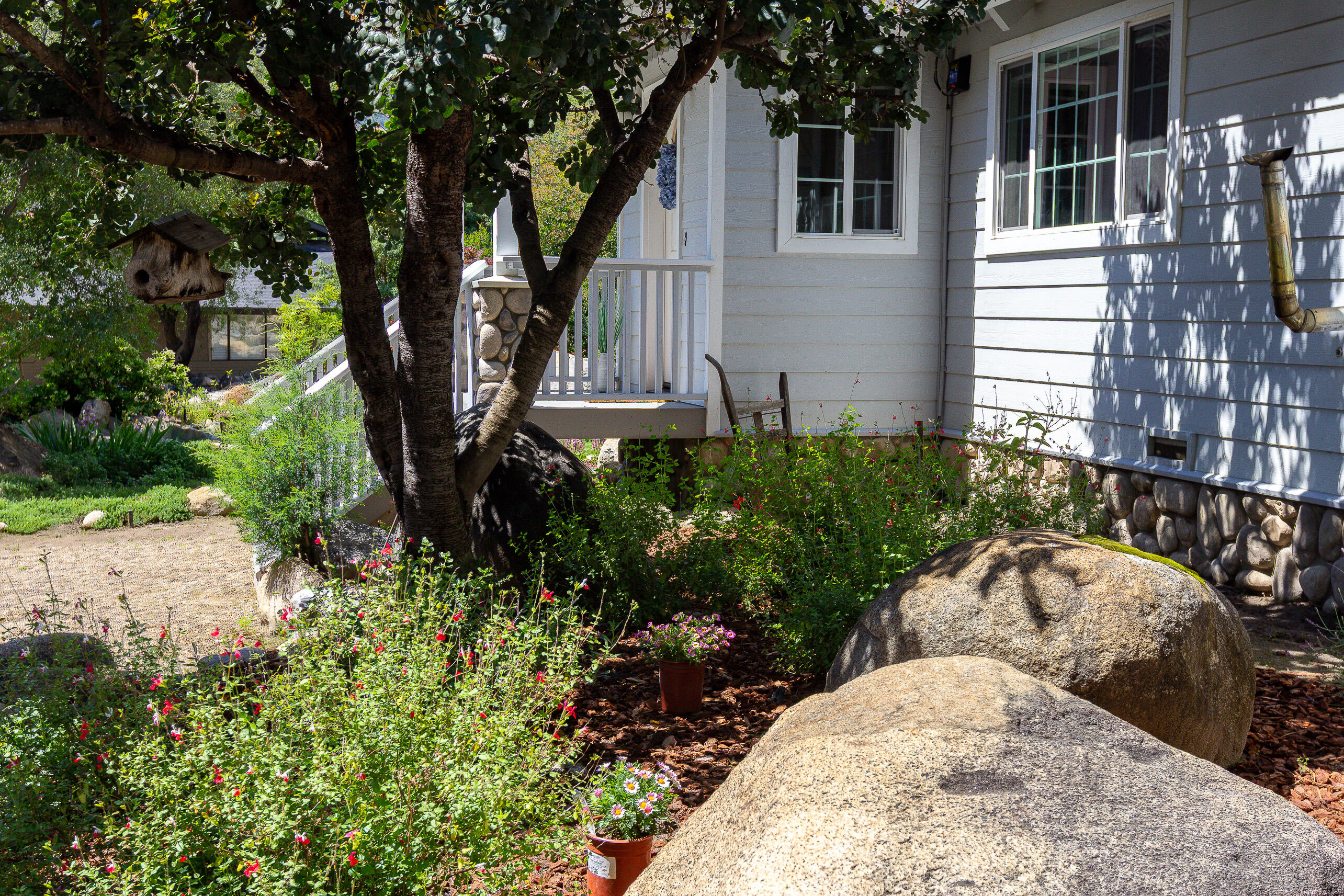 42695 42695 Sierra Drive, Three Rivers, CA 93271