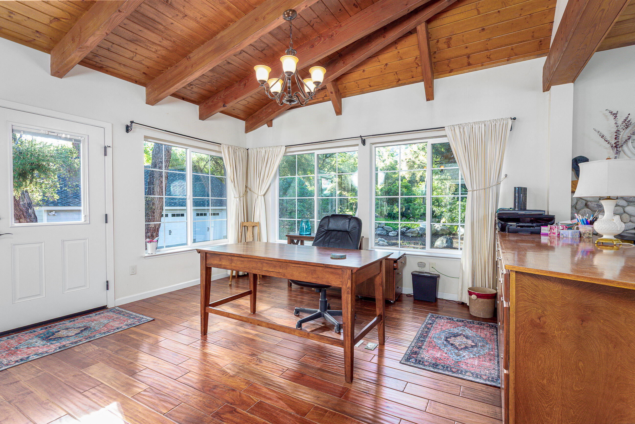 42695 42695 Sierra Drive, Three Rivers, CA 93271