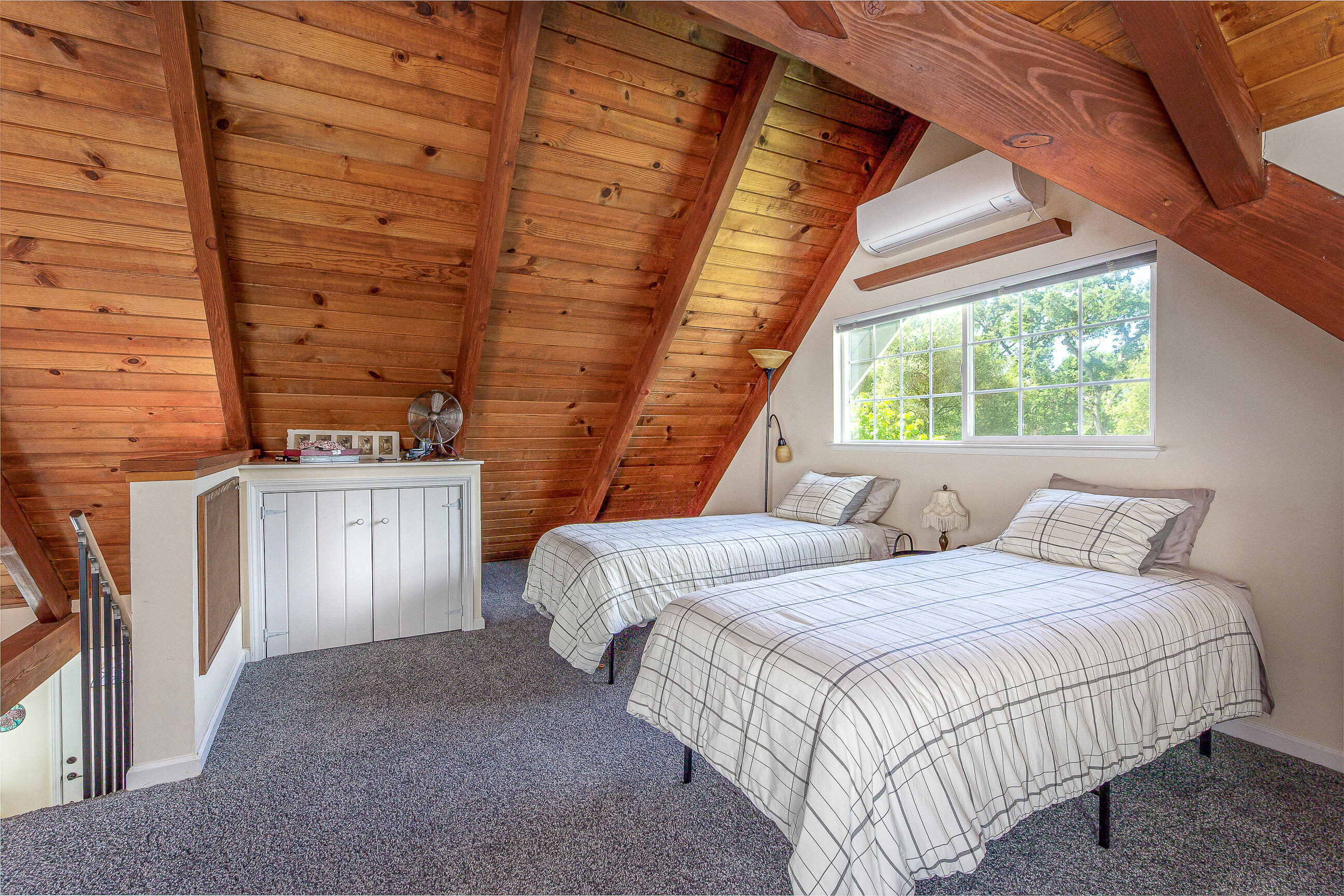 42695 42695 Sierra Drive, Three Rivers, CA 93271