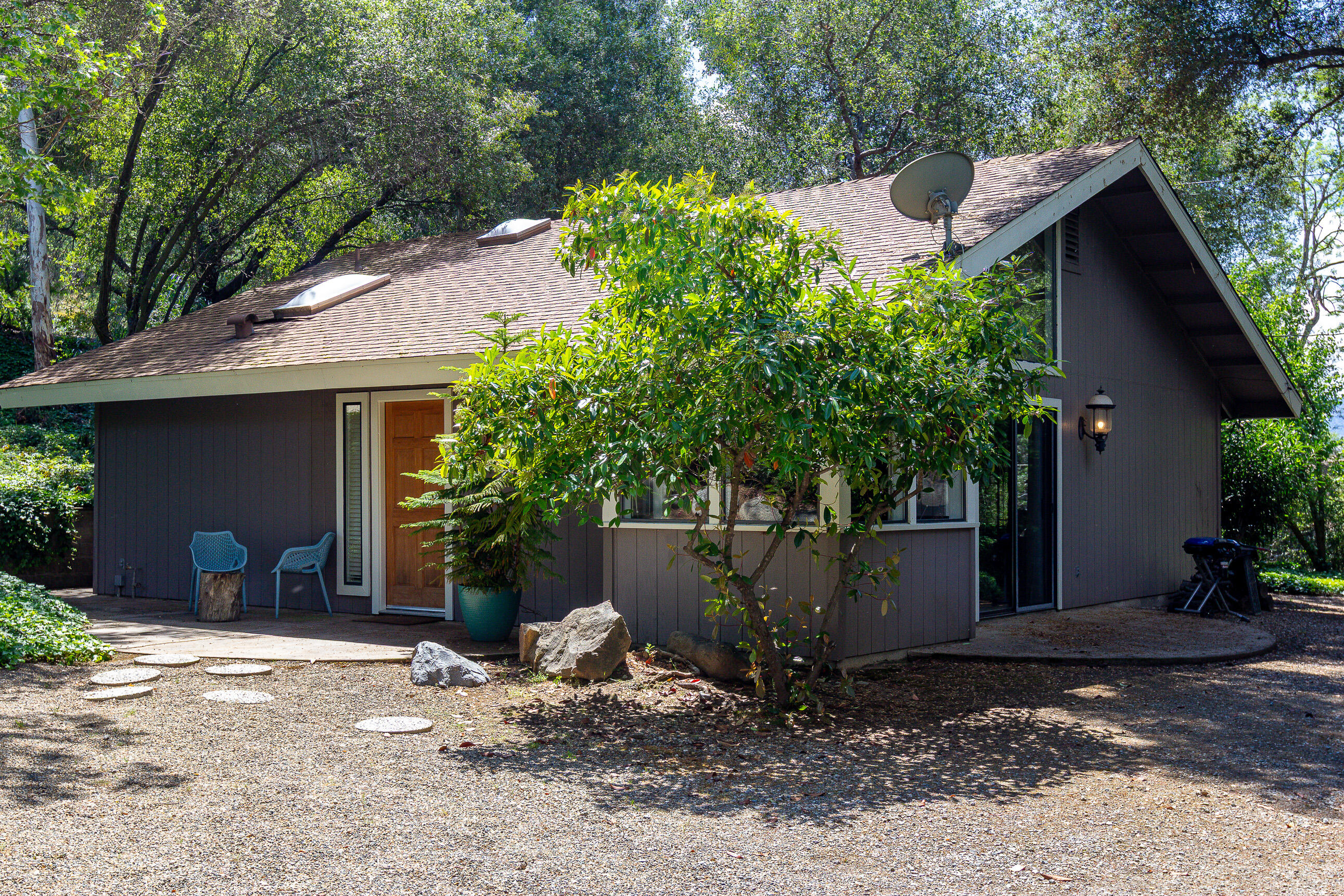 42695 42695 Sierra Drive, Three Rivers, CA 93271