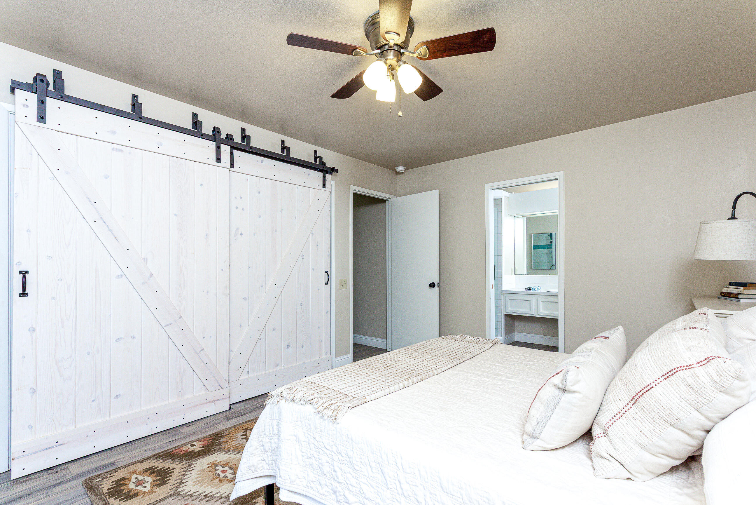 42695 42695 Sierra Drive, Three Rivers, CA 93271