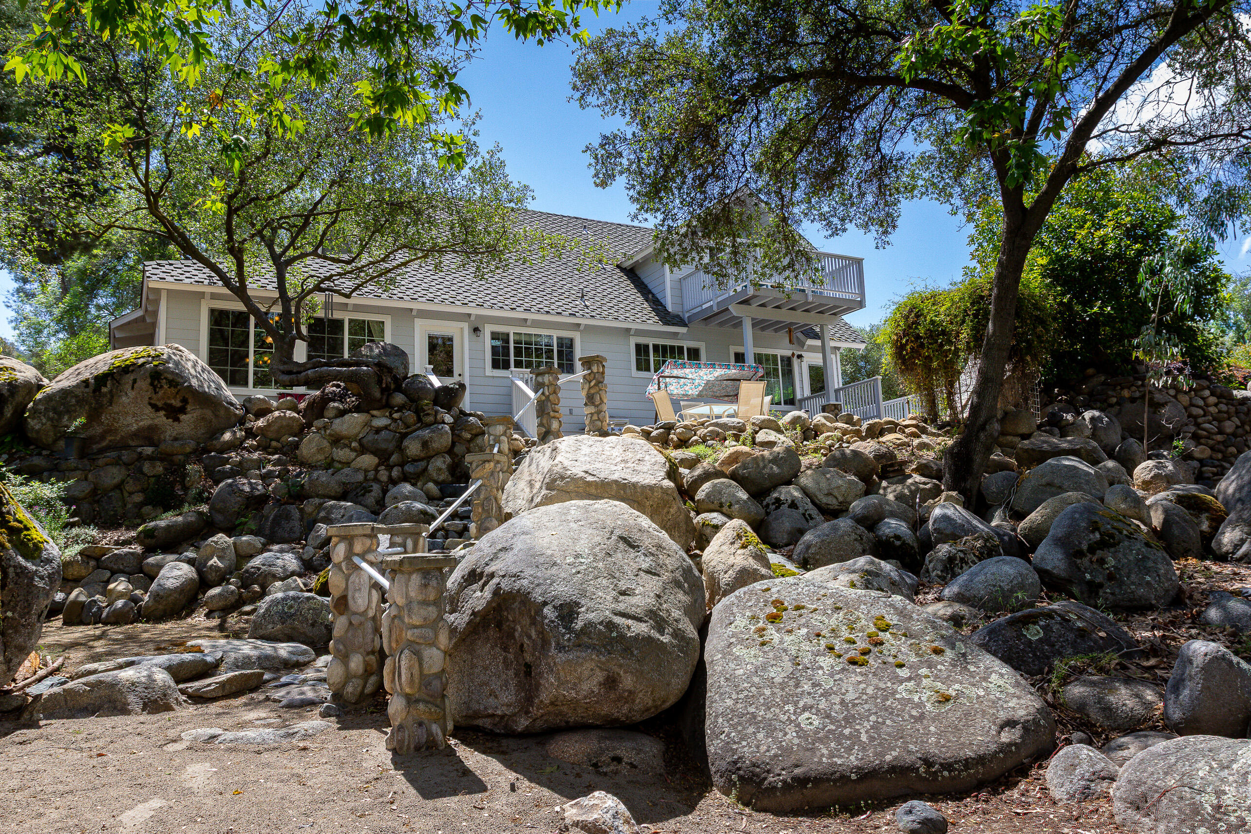 42695 42695 Sierra Drive, Three Rivers, CA 93271