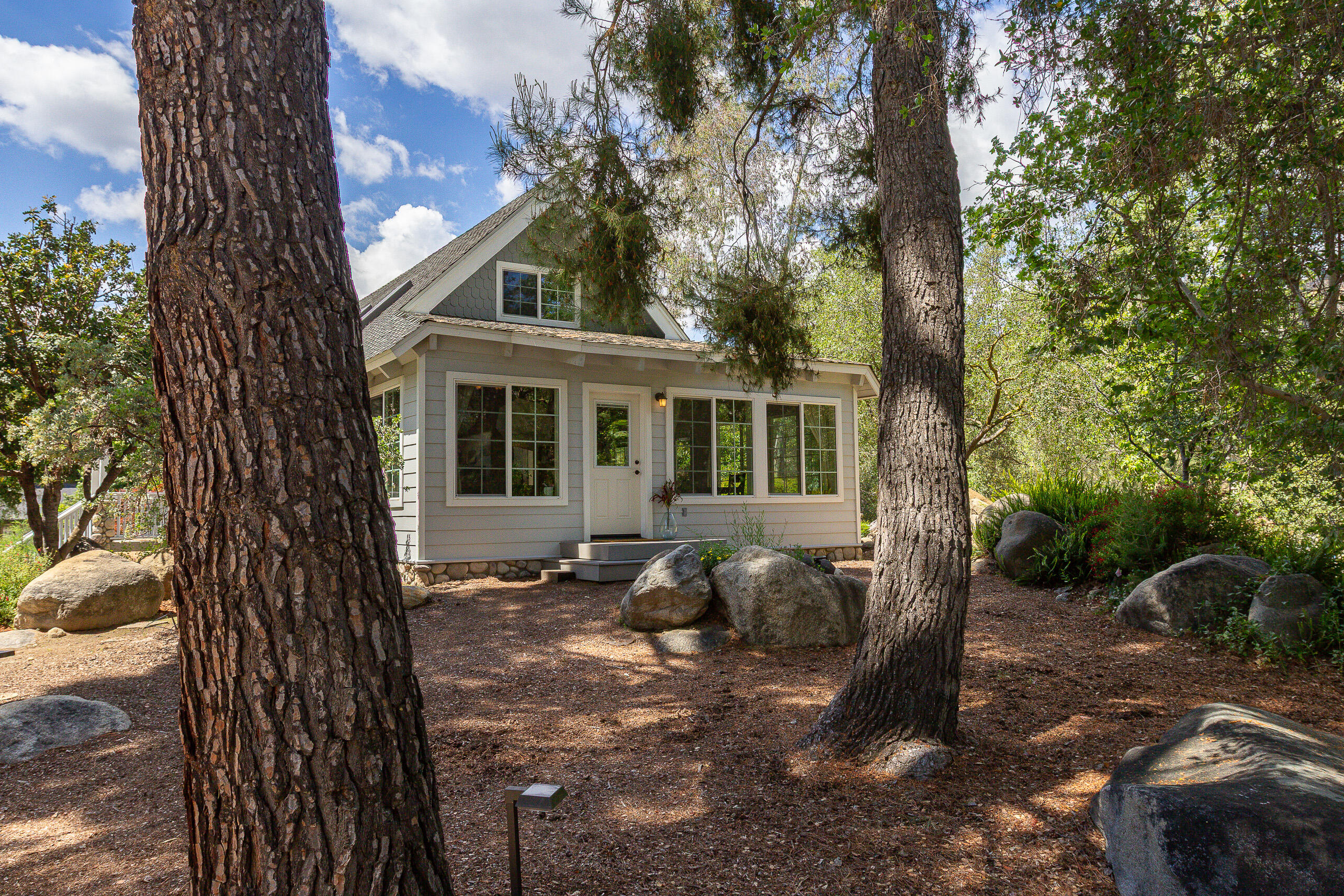 42695 42695 Sierra Drive, Three Rivers, CA 93271