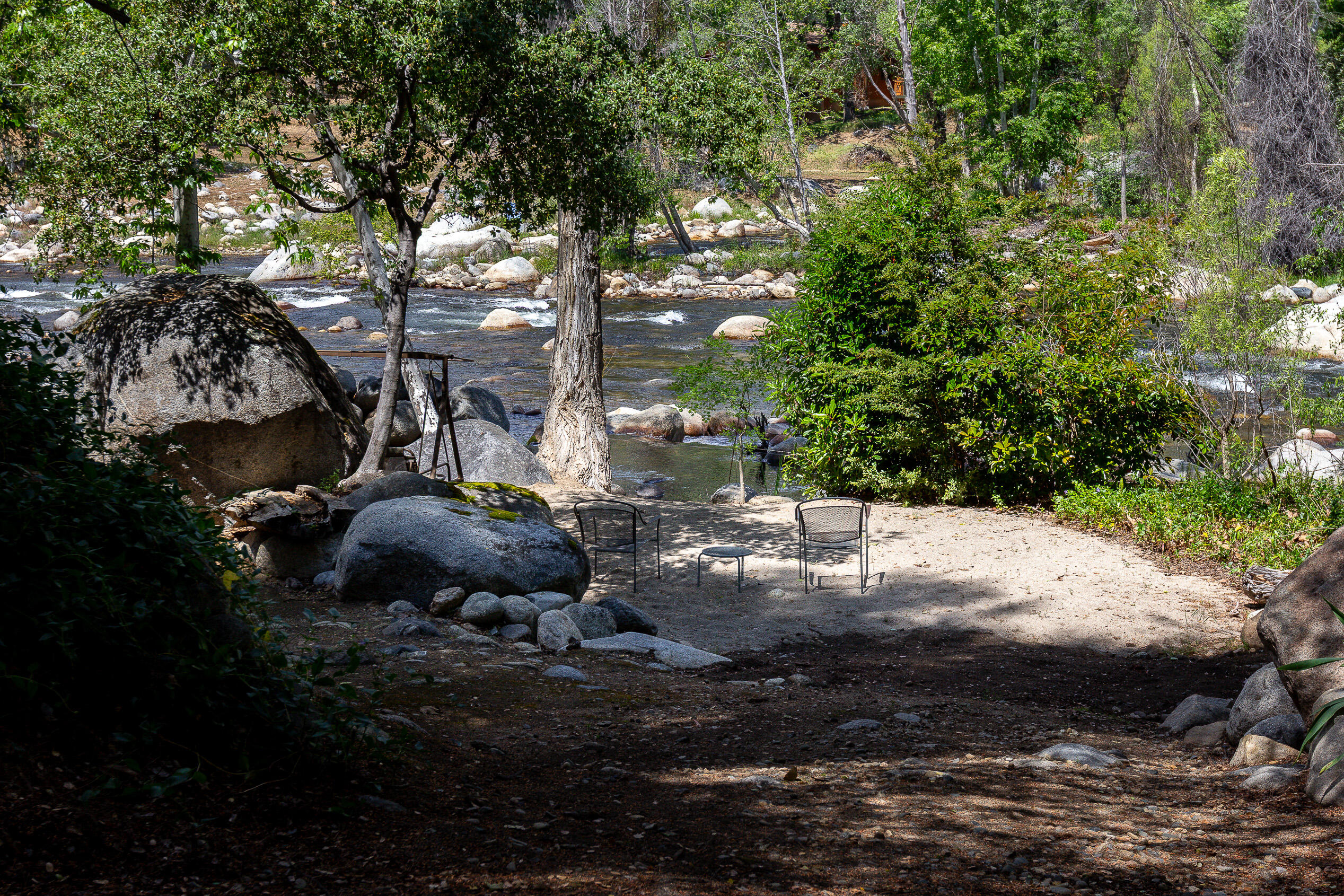 42695 42695 Sierra Drive, Three Rivers, CA 93271