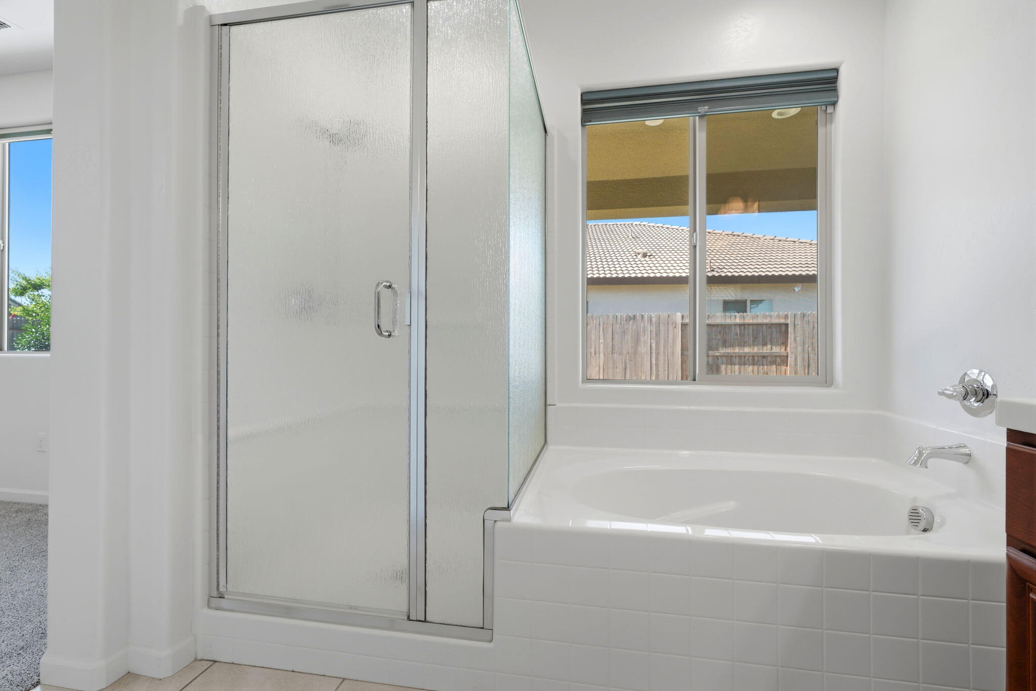 1703 W Porter Ave, Visalia, CA 93291