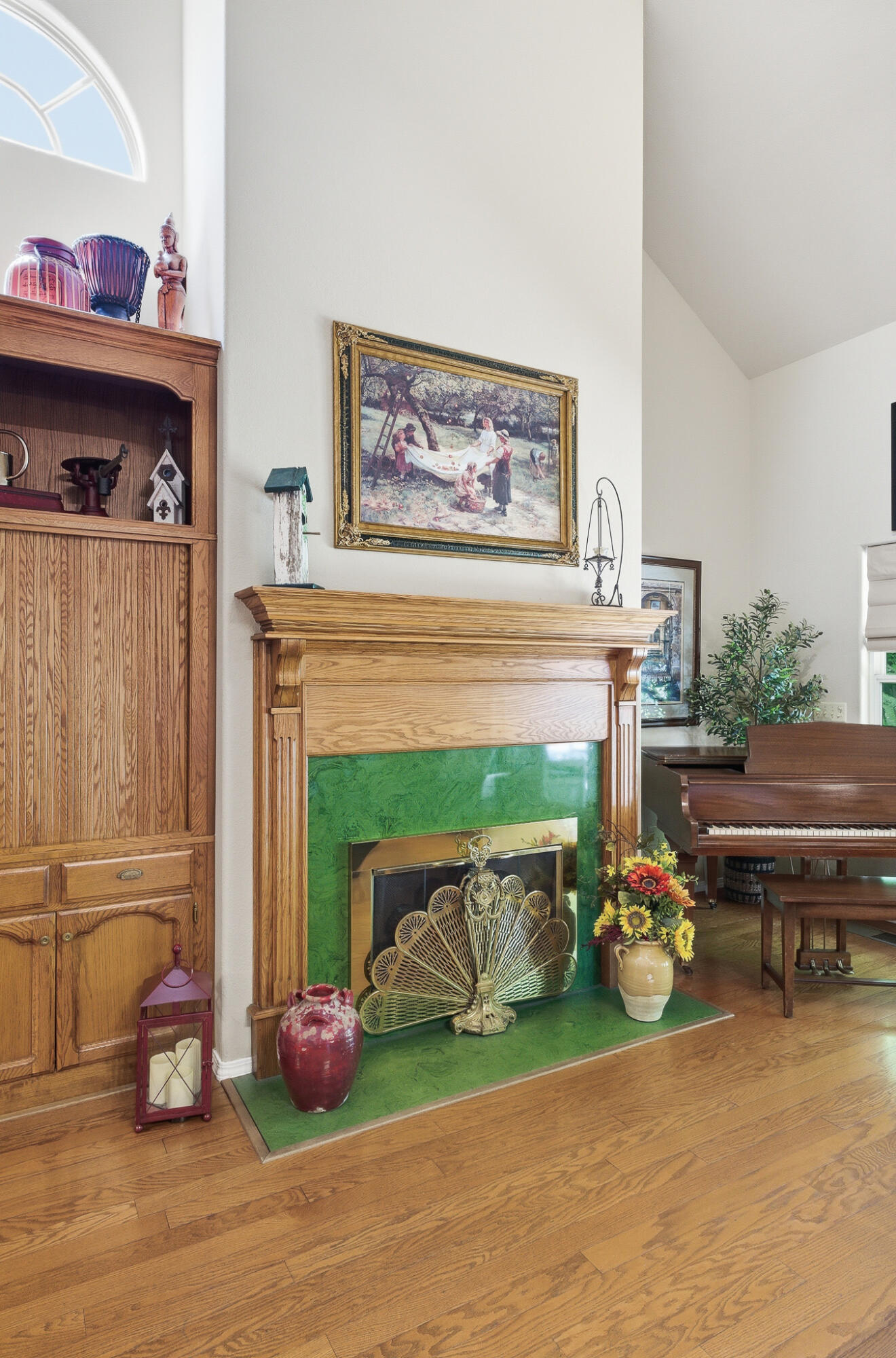 2320 SW Cottonwood Cir, Visalia, CA 93277