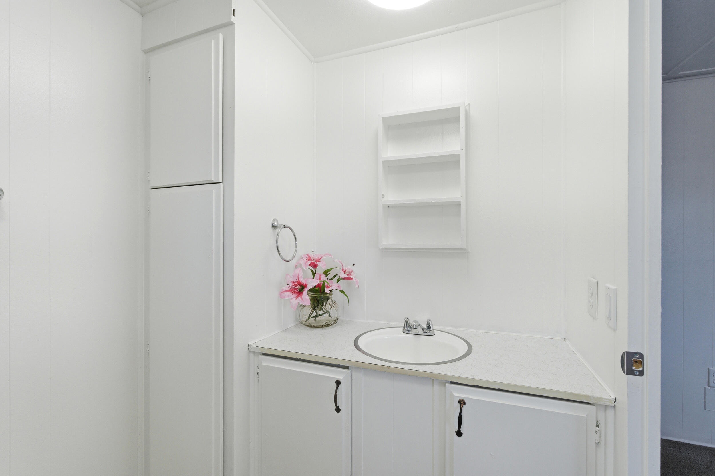 12846 W Lacey Blvd #Spc. 33, Hanford, CA 93230