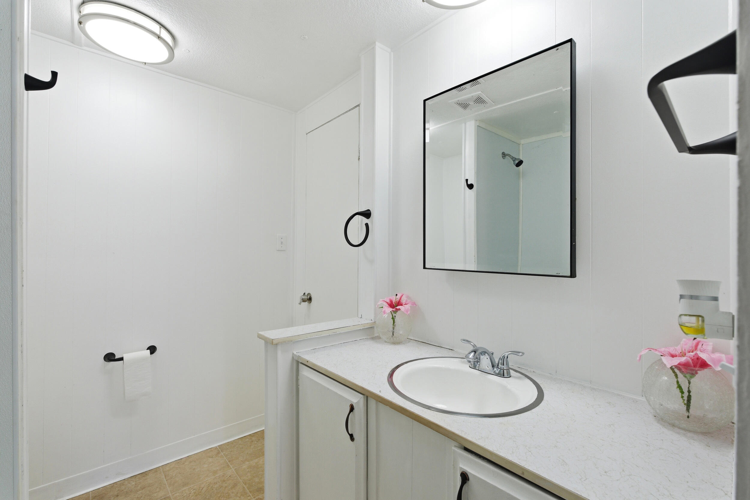 12846 W Lacey Blvd #Spc. 33, Hanford, CA 93230