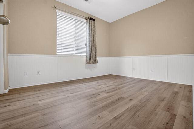 1983 Malvasia Ct, Tulare, CA 93274