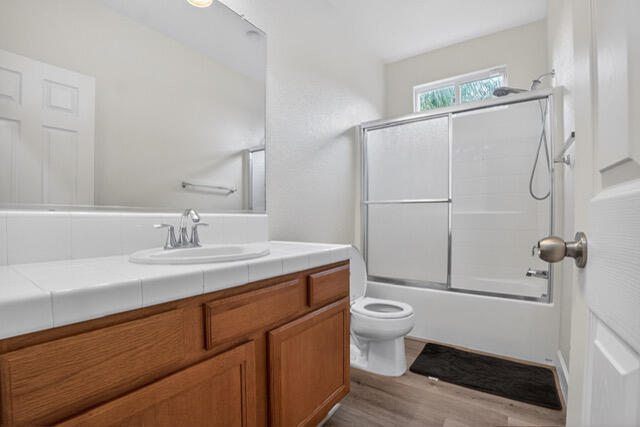 1983 Malvasia Ct, Tulare, CA 93274