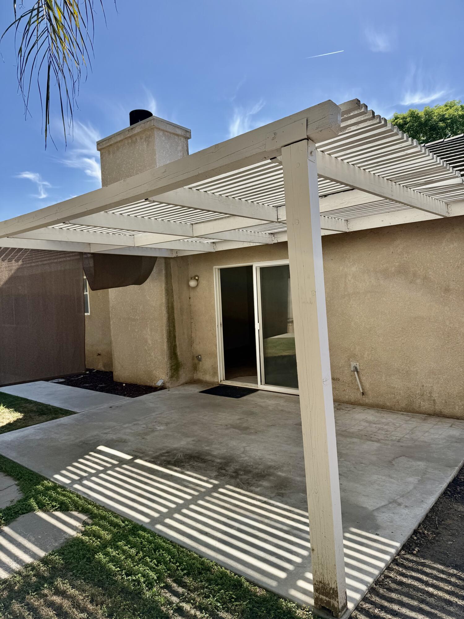 2144 S Virmargo St, Visalia, CA 93292