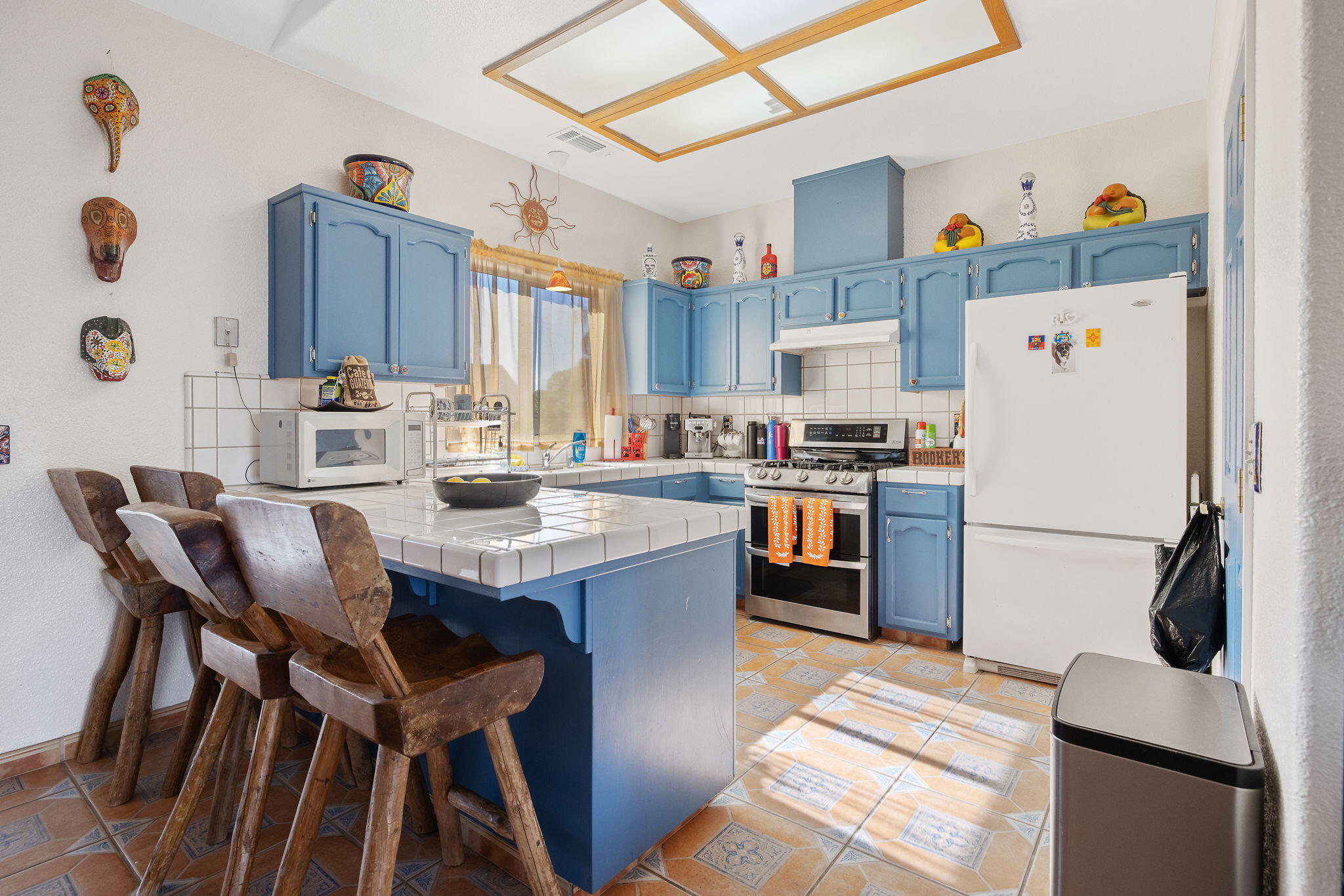 3605 E School Ct, Visalia, CA 93292