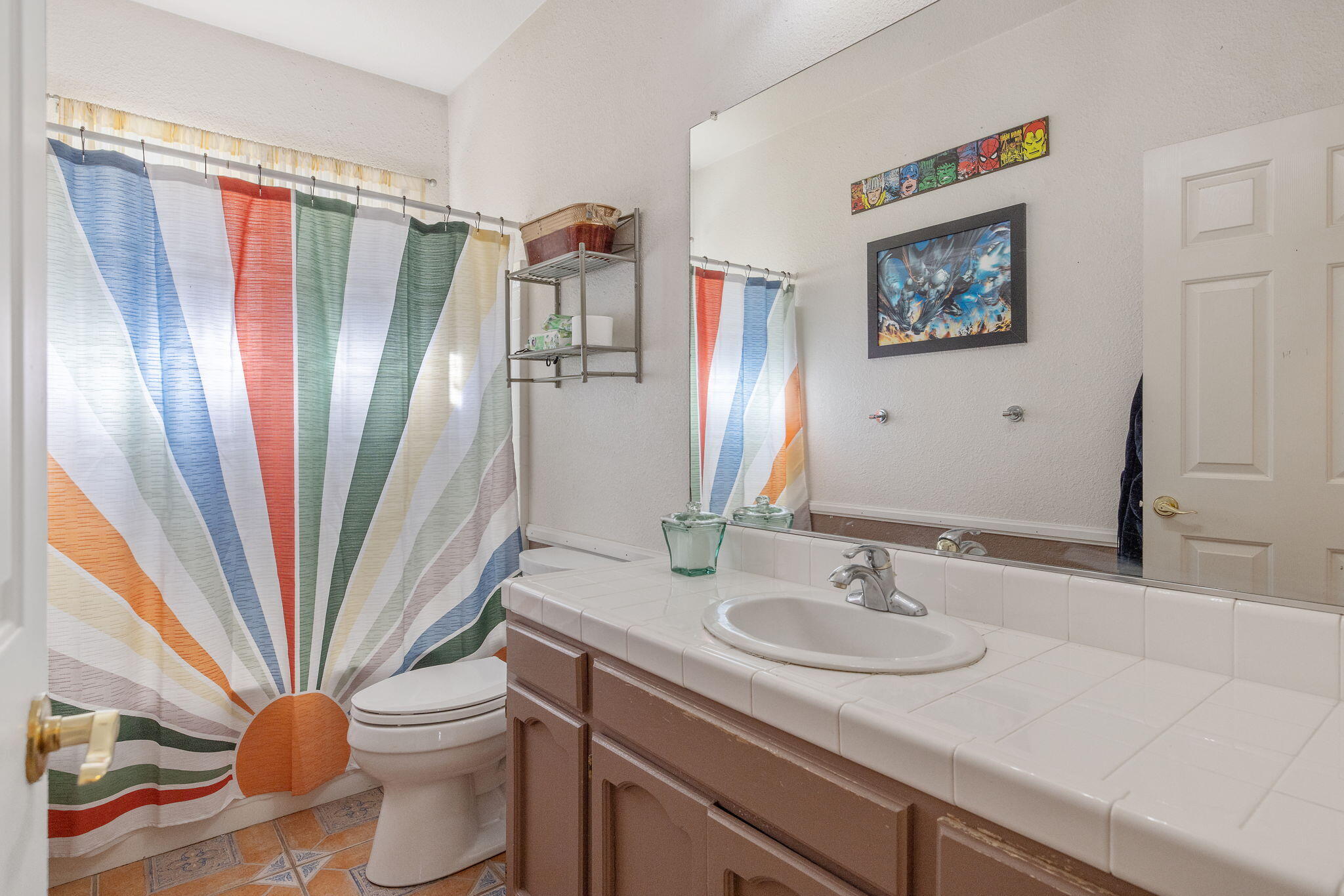 3605 E School Ct, Visalia, CA 93292