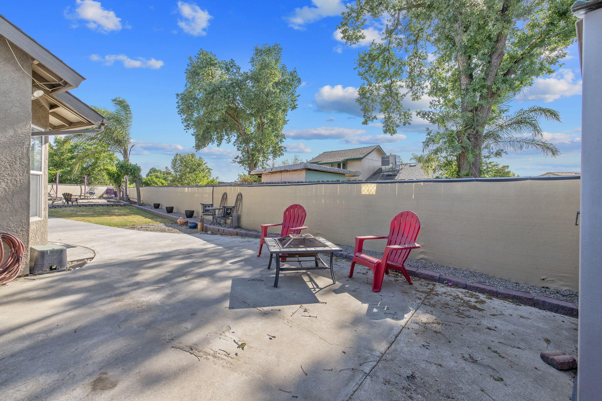 3605 E School Ct, Visalia, CA 93292
