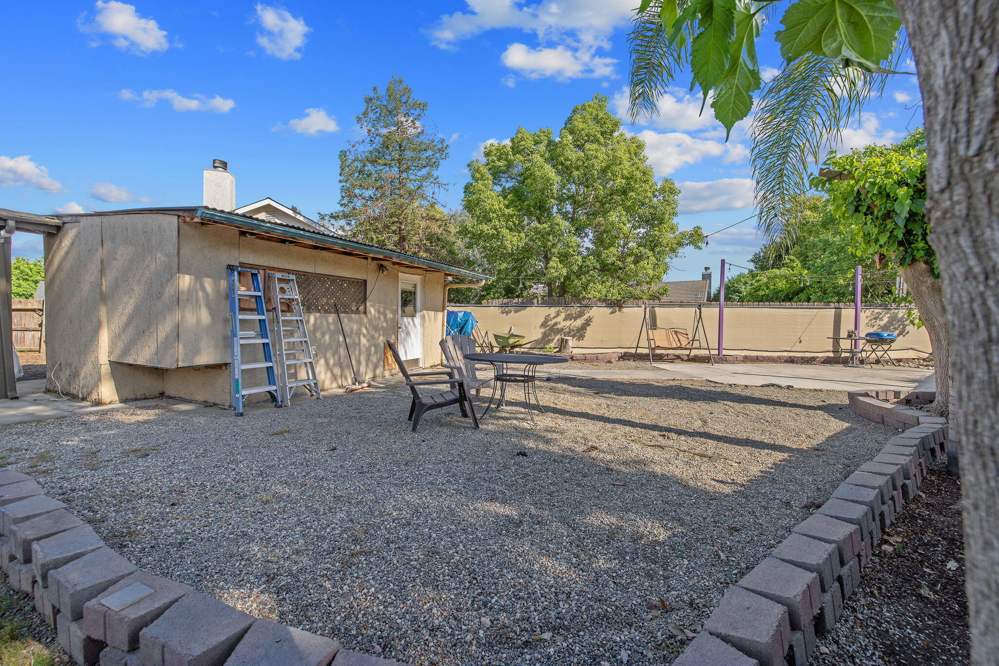 3605 E School Ct, Visalia, CA 93292