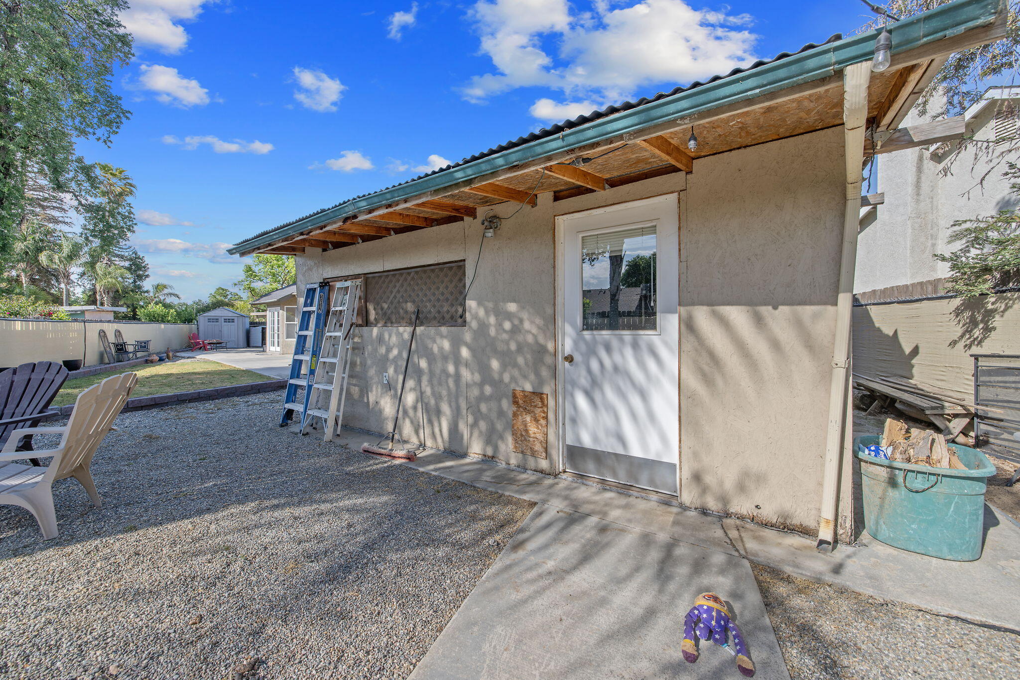 3605 E School Ct, Visalia, CA 93292