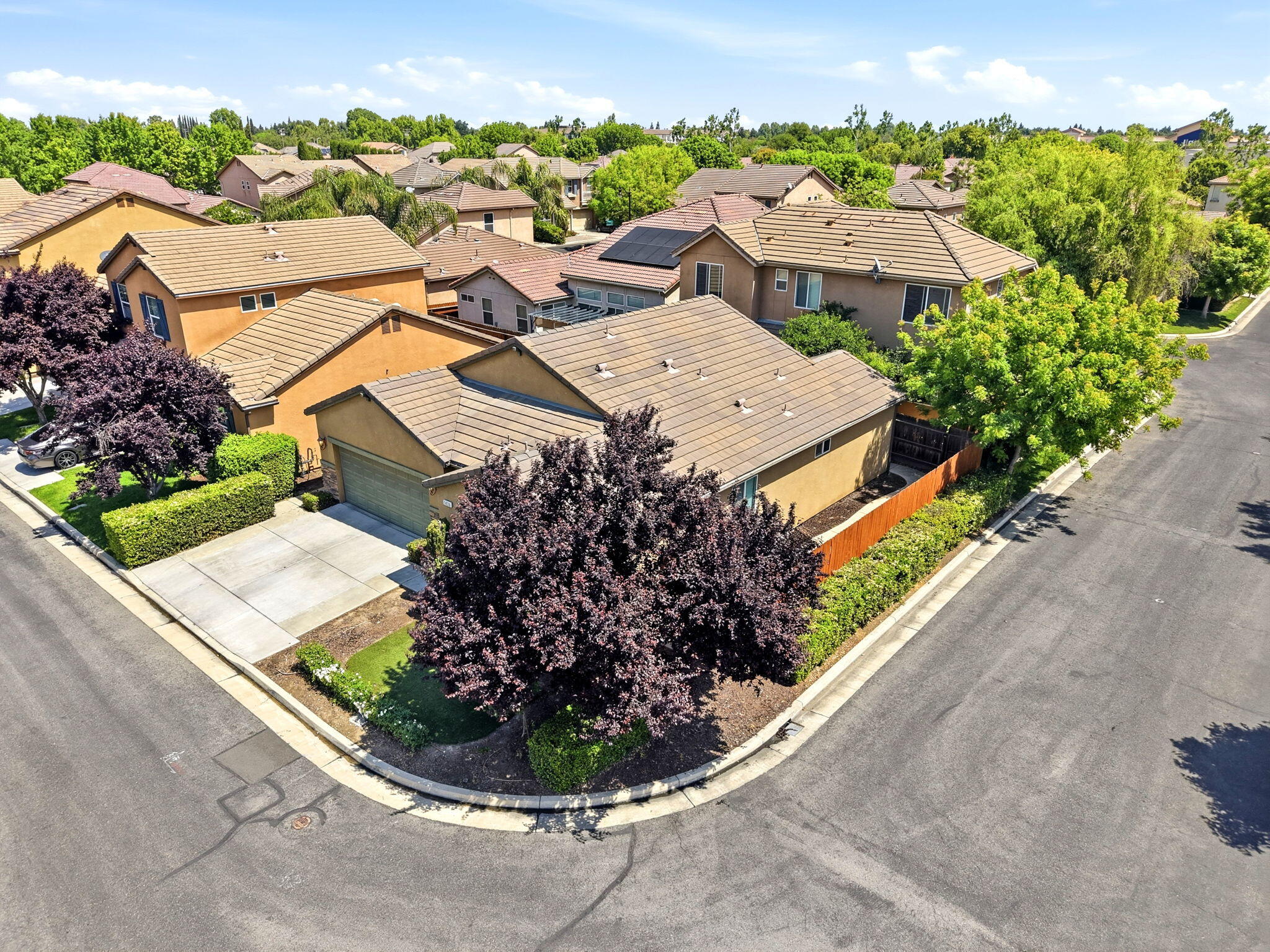 3026 Winslow St, Visalia, CA 93291