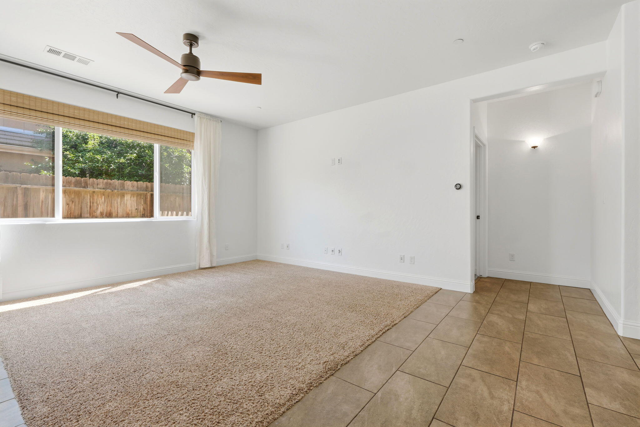 3026 Winslow St, Visalia, CA 93291