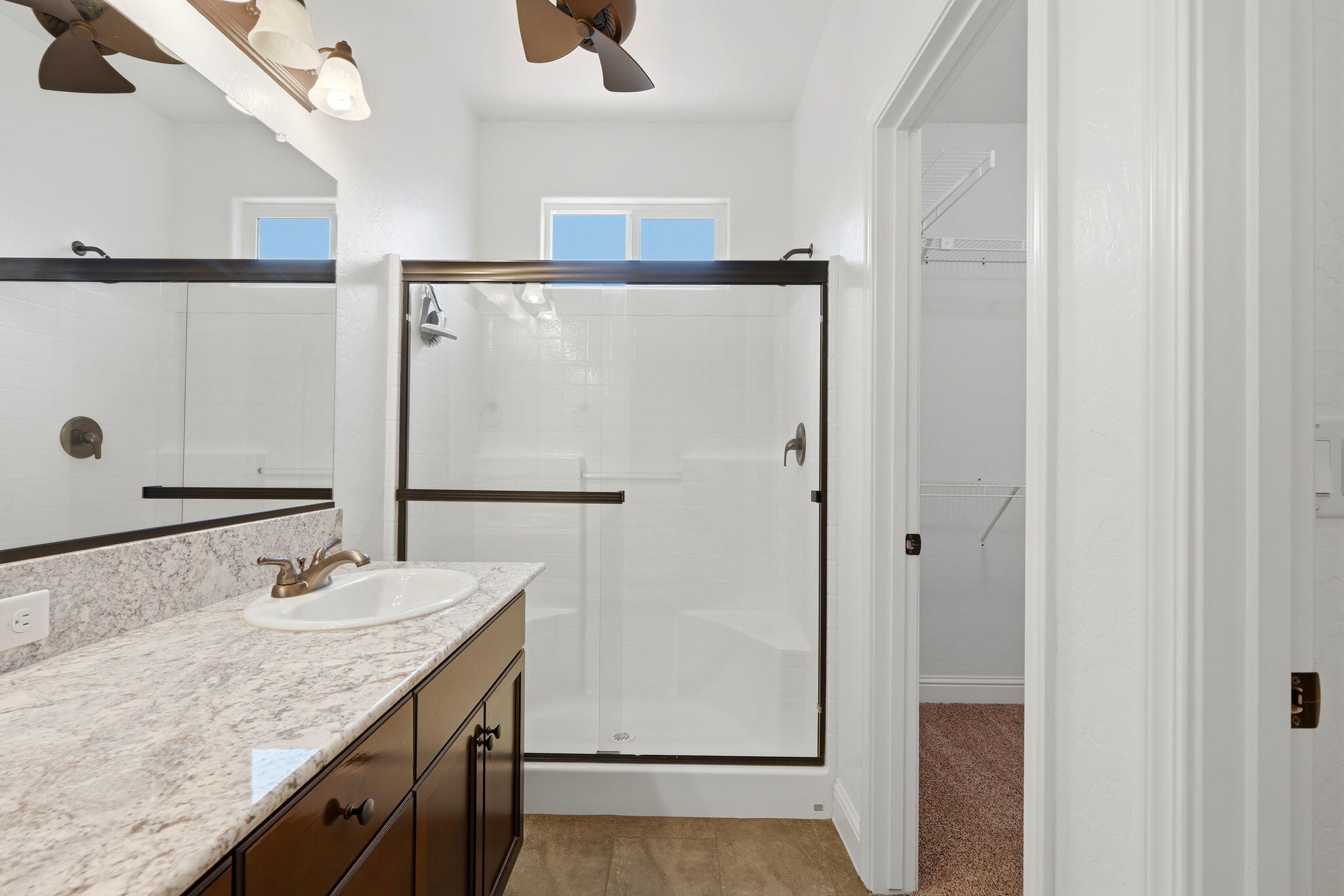 3026 Winslow St, Visalia, CA 93291