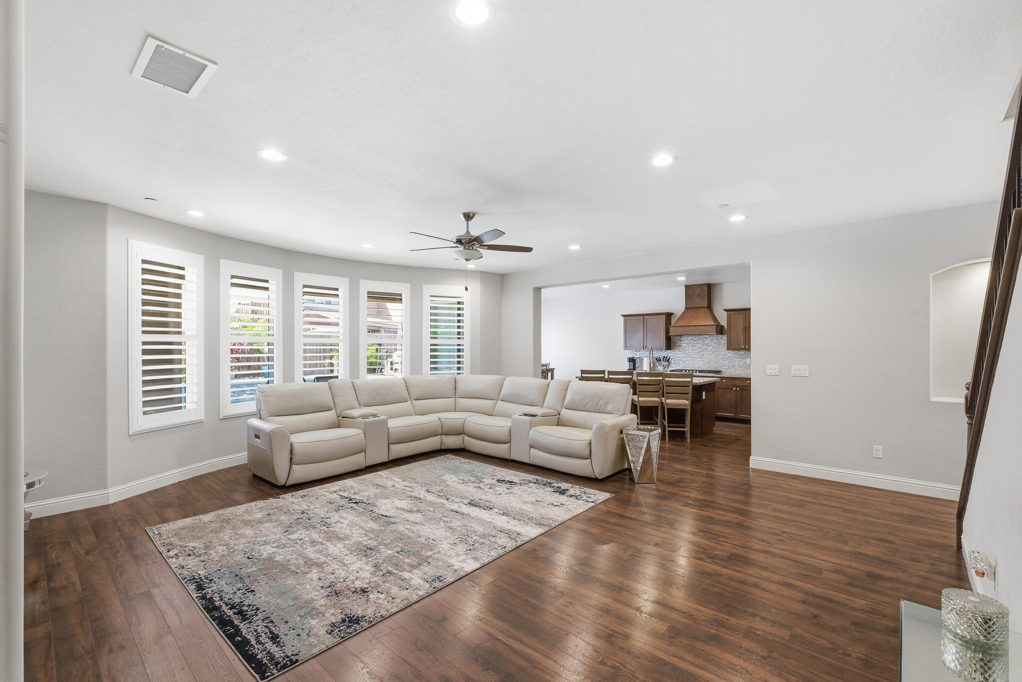 1621 W Sedona Ave, Visalia, CA 93291