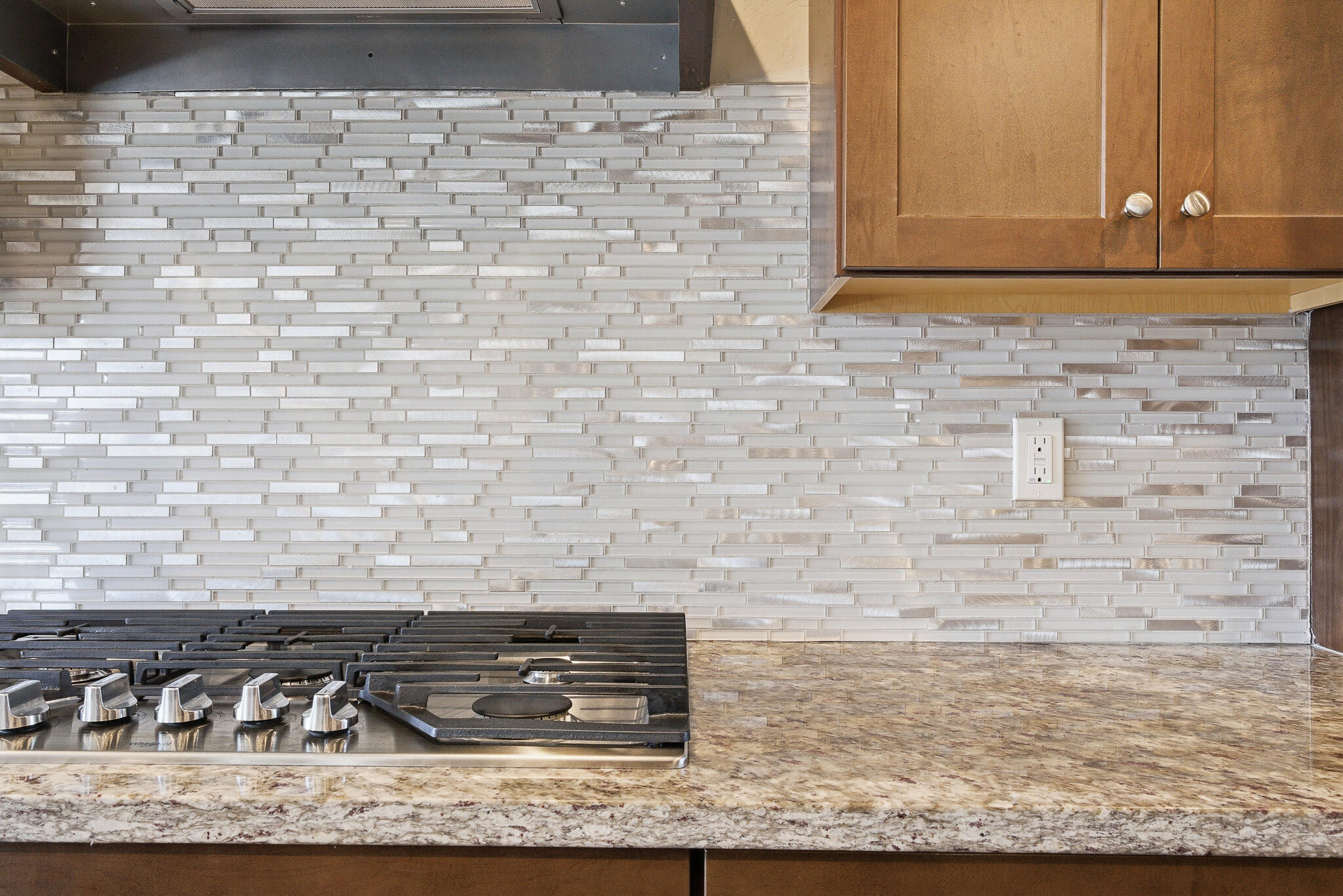 1621 W Sedona Ave, Visalia, CA 93291