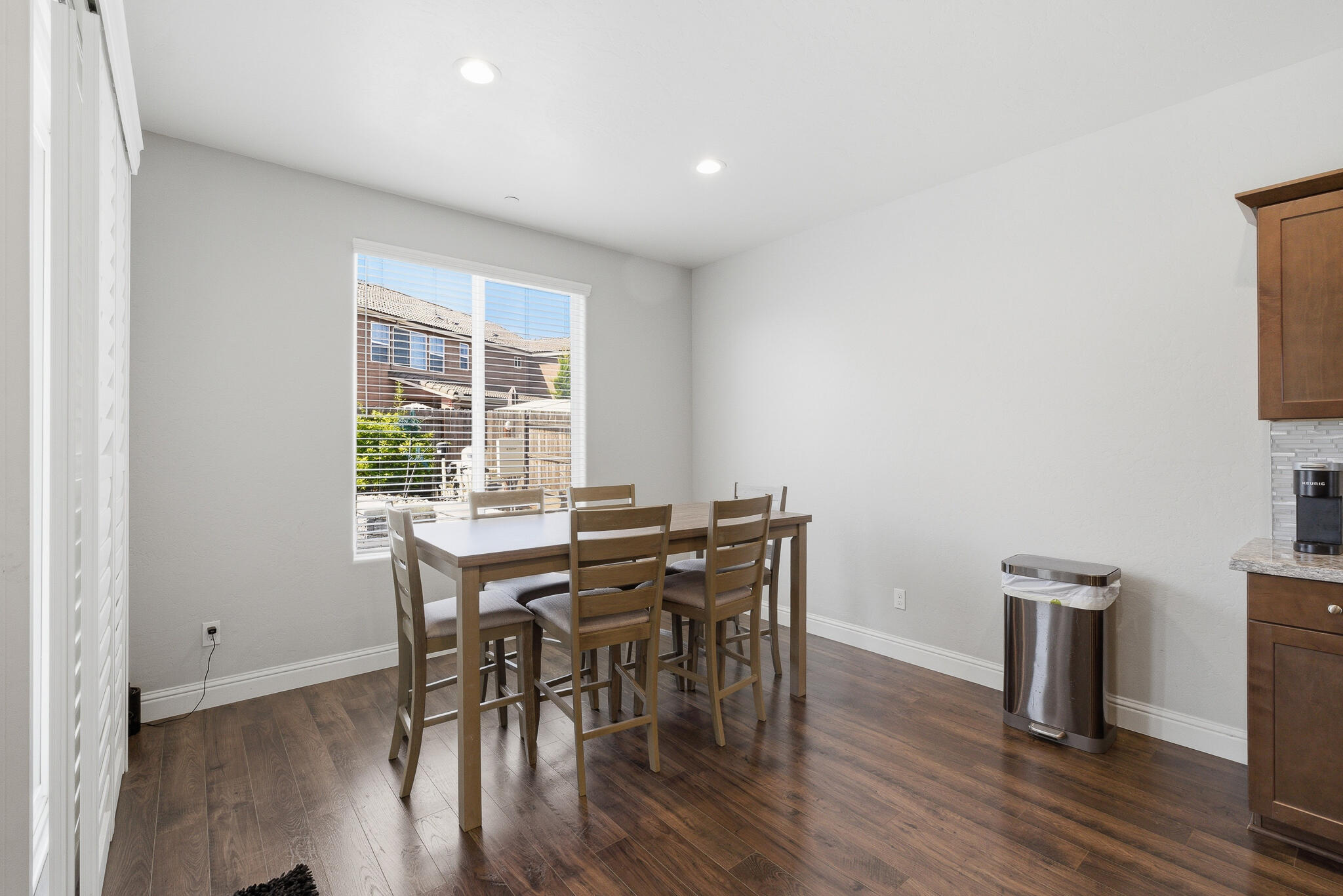 1621 W Sedona Ave, Visalia, CA 93291