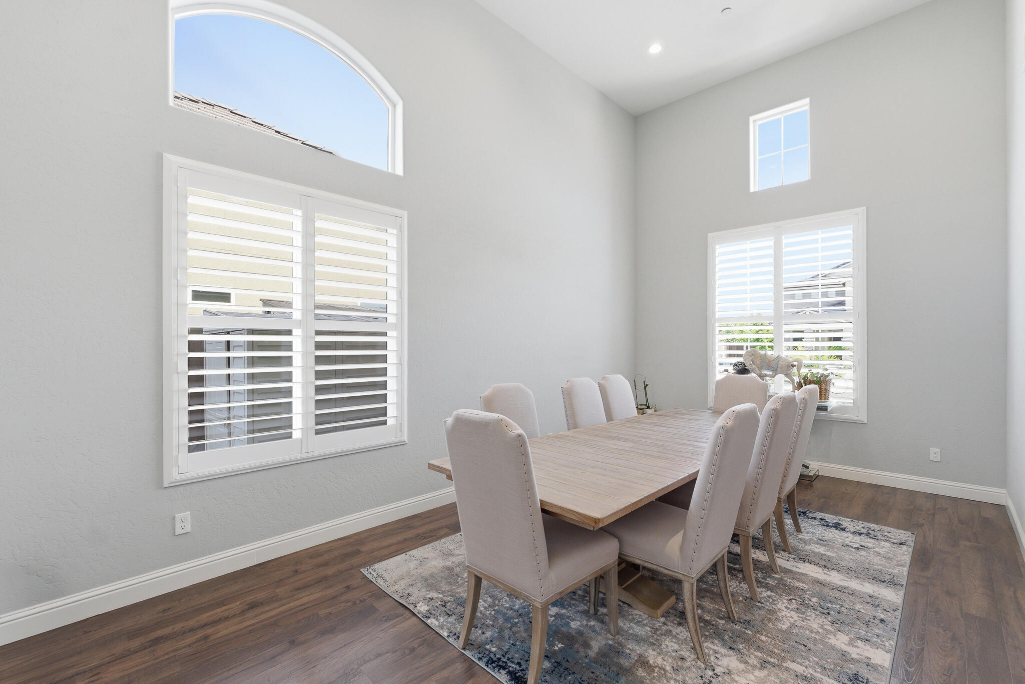 1621 W Sedona Ave, Visalia, CA 93291