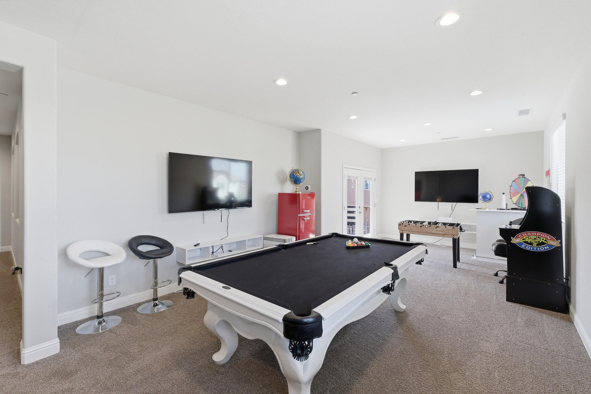 1621 W Sedona Ave, Visalia, CA 93291