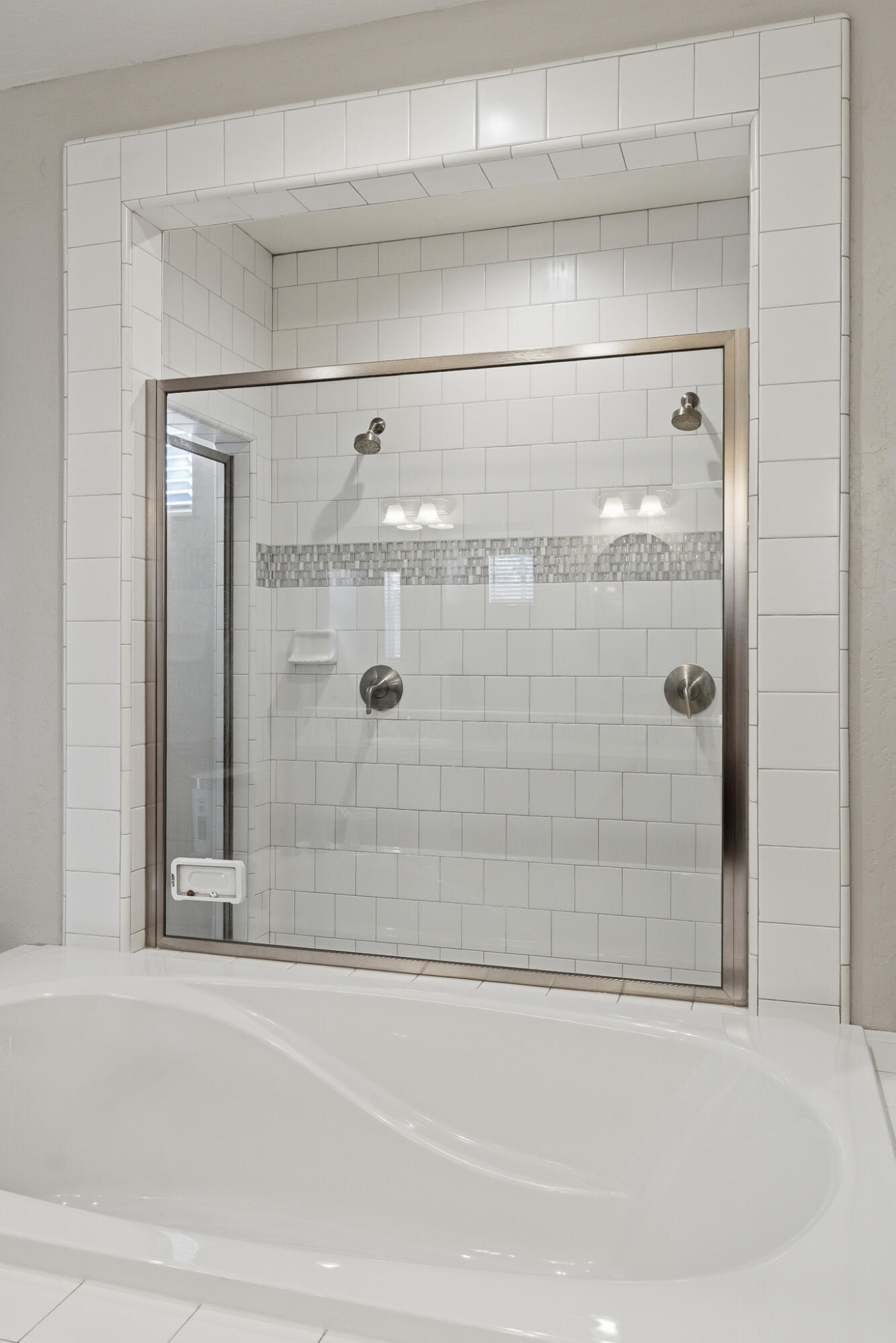 1621 W Sedona Ave, Visalia, CA 93291