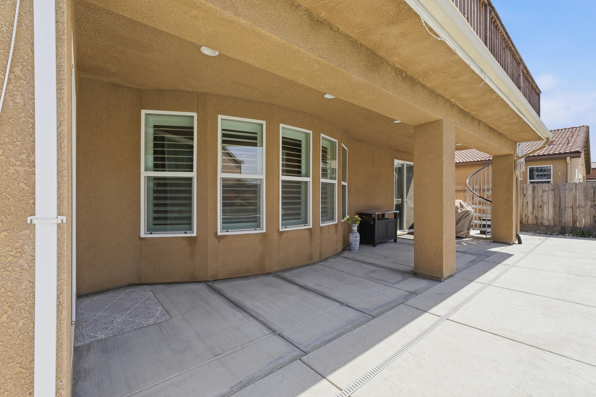 1621 W Sedona Ave, Visalia, CA 93291