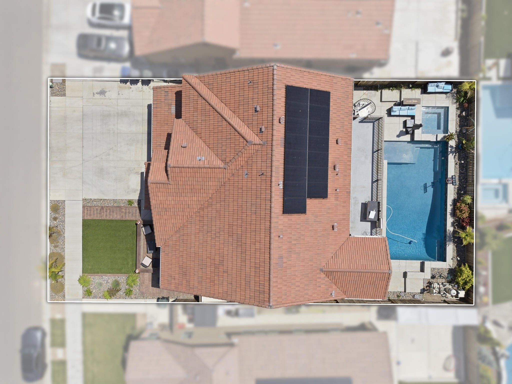 1621 W Sedona Ave, Visalia, CA 93291