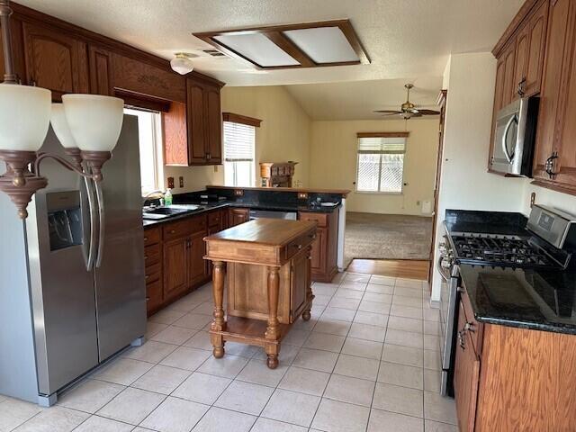 315 S Citrus Ct, Visalia, CA 93292