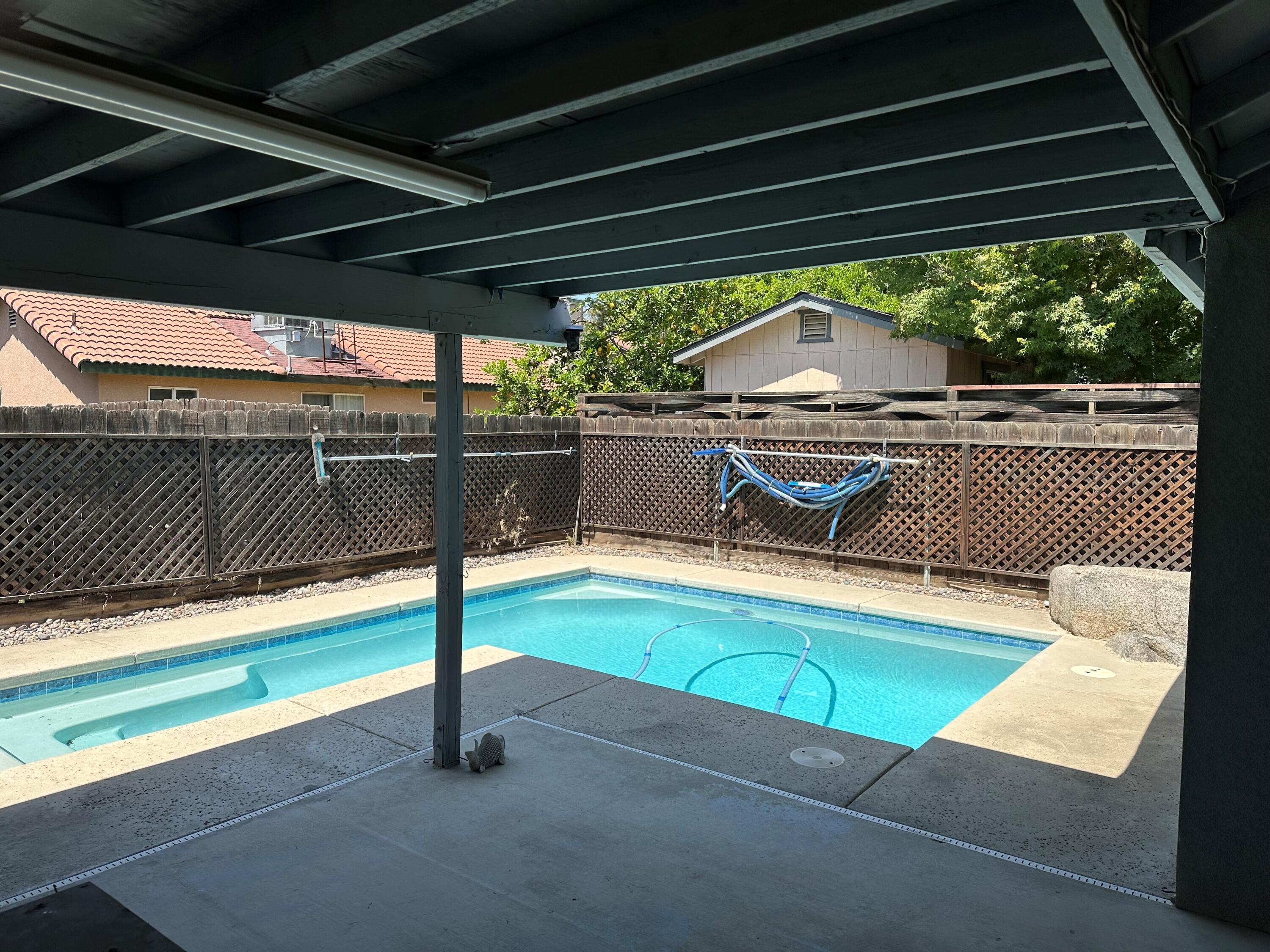 315 S Citrus Ct, Visalia, CA 93292