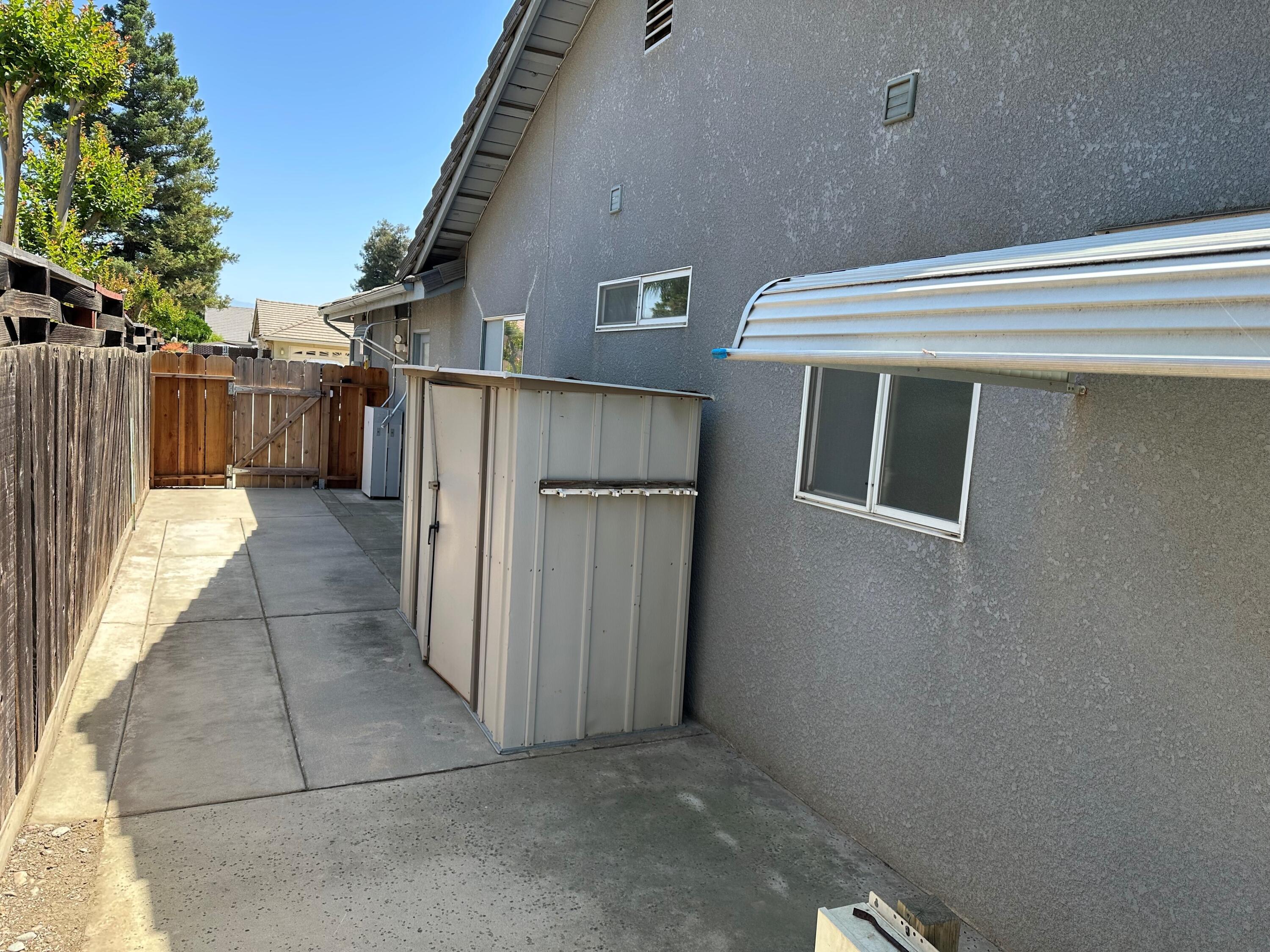 315 S Citrus Ct, Visalia, CA 93292