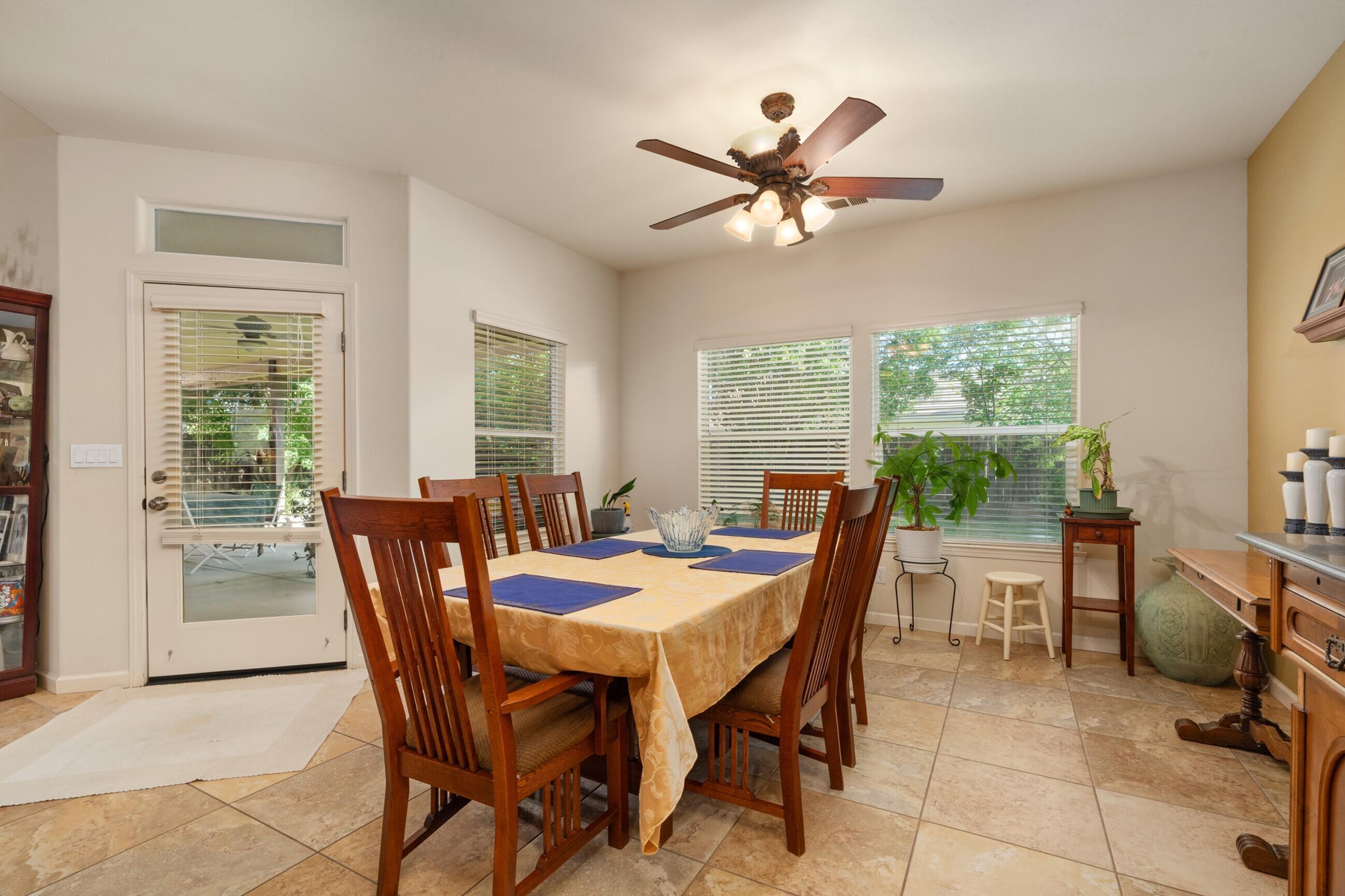 1985 Harvard Ave, Tulare, CA 93274