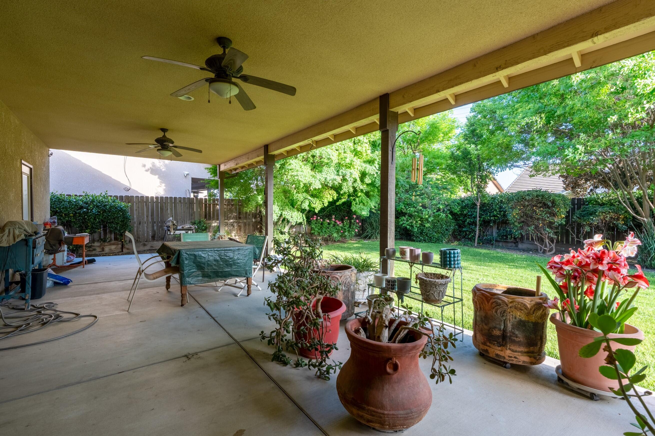 1985 Harvard Ave, Tulare, CA 93274