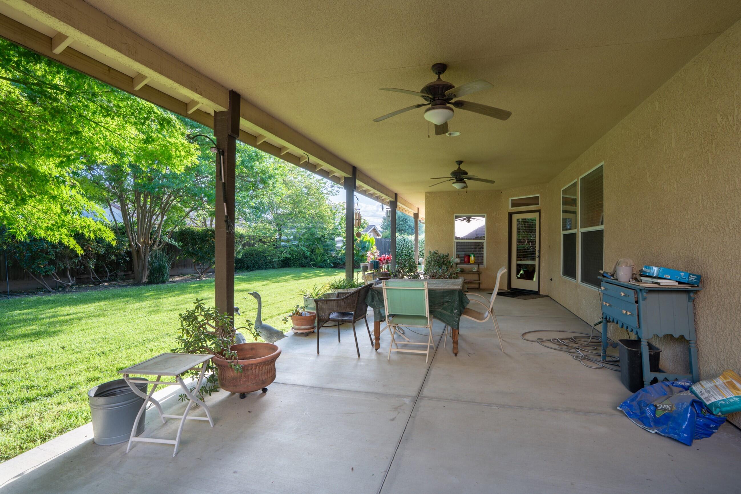 1985 Harvard Ave, Tulare, CA 93274