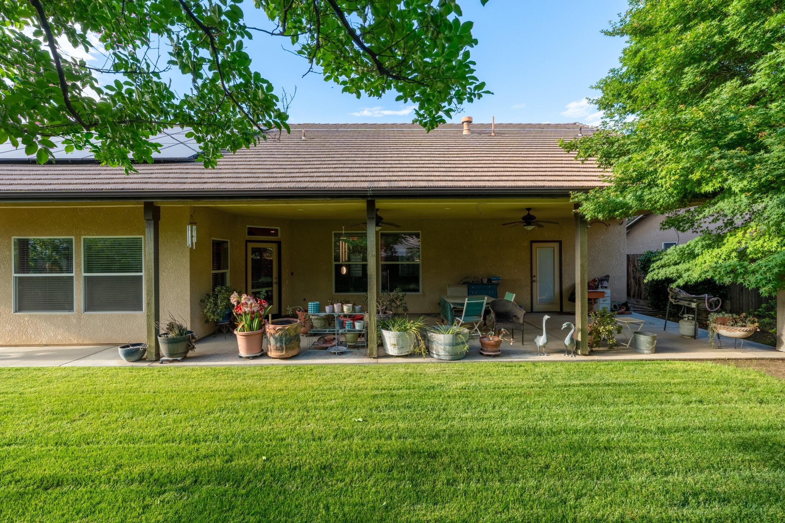 1985 Harvard Ave, Tulare, CA 93274