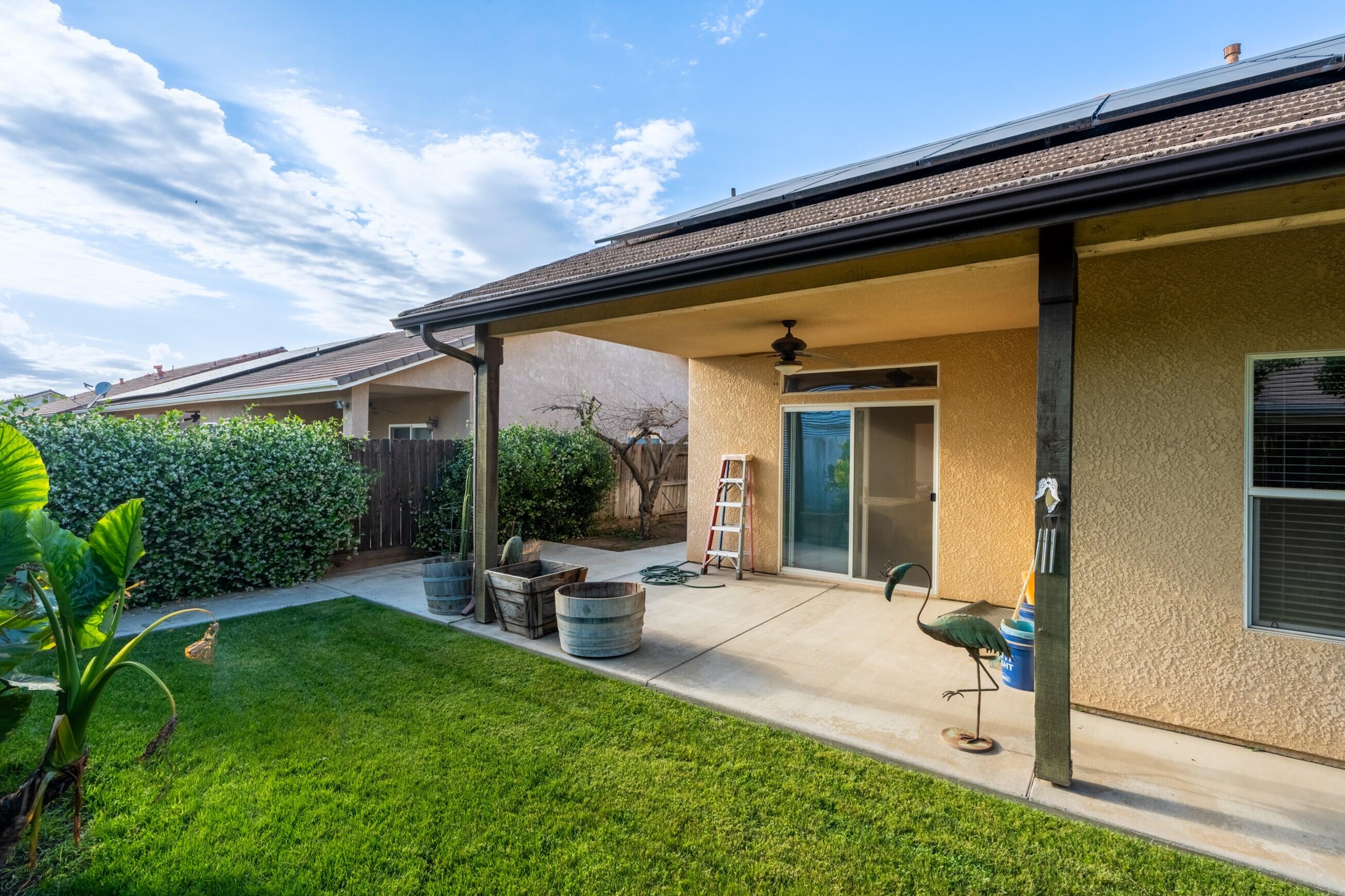 1985 Harvard Ave, Tulare, CA 93274