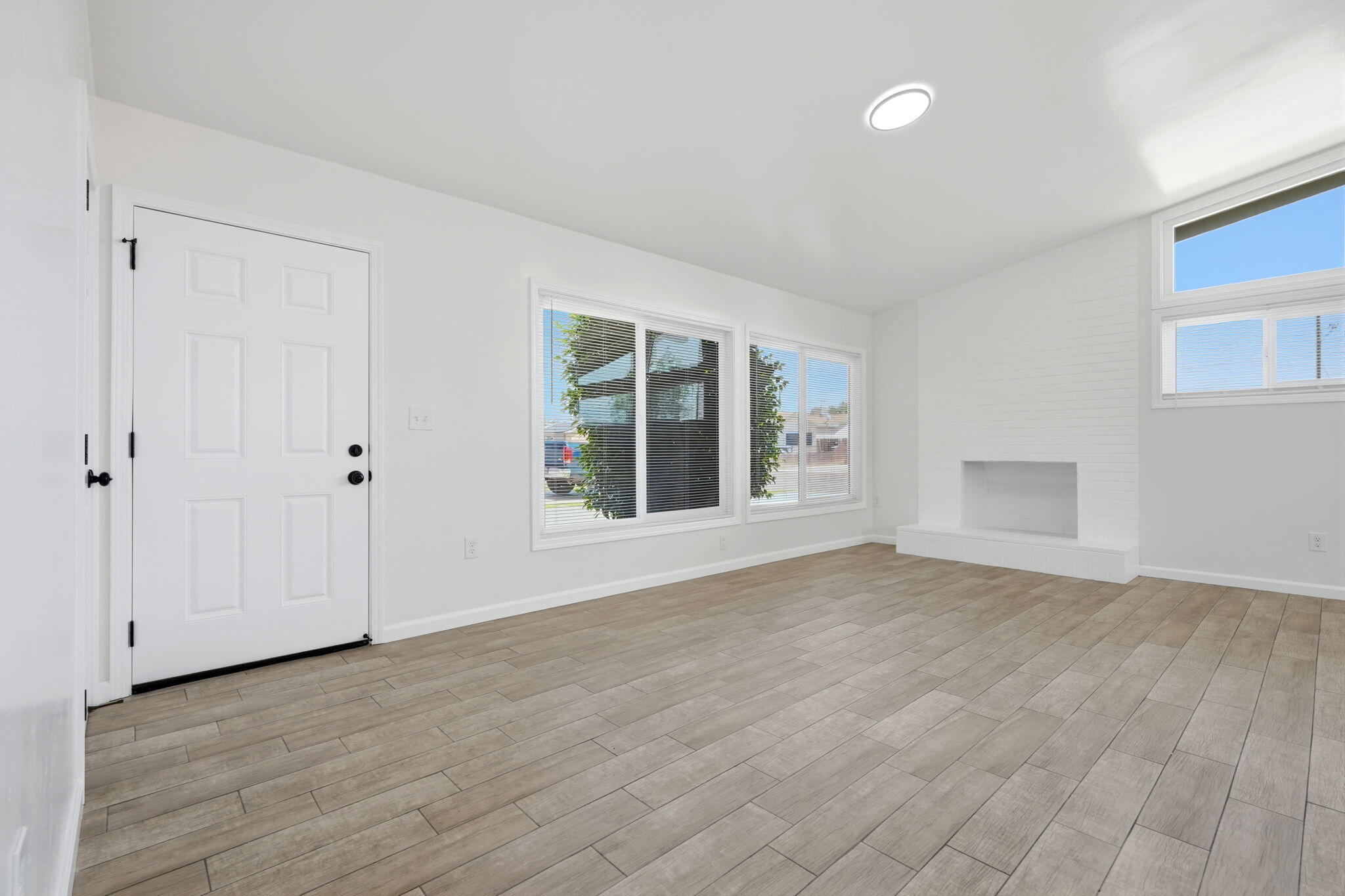 1807 S Bardo St, Visalia, CA 93277