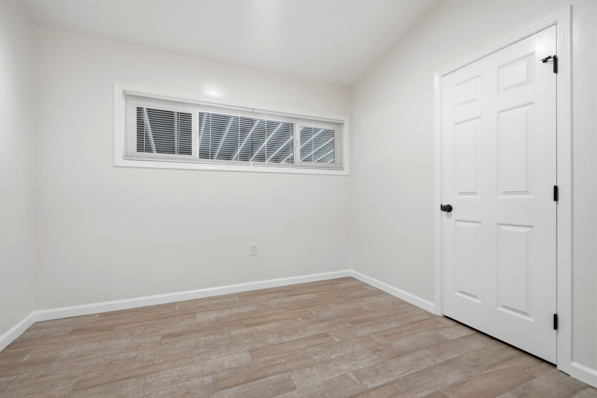 1807 S Bardo St, Visalia, CA 93277