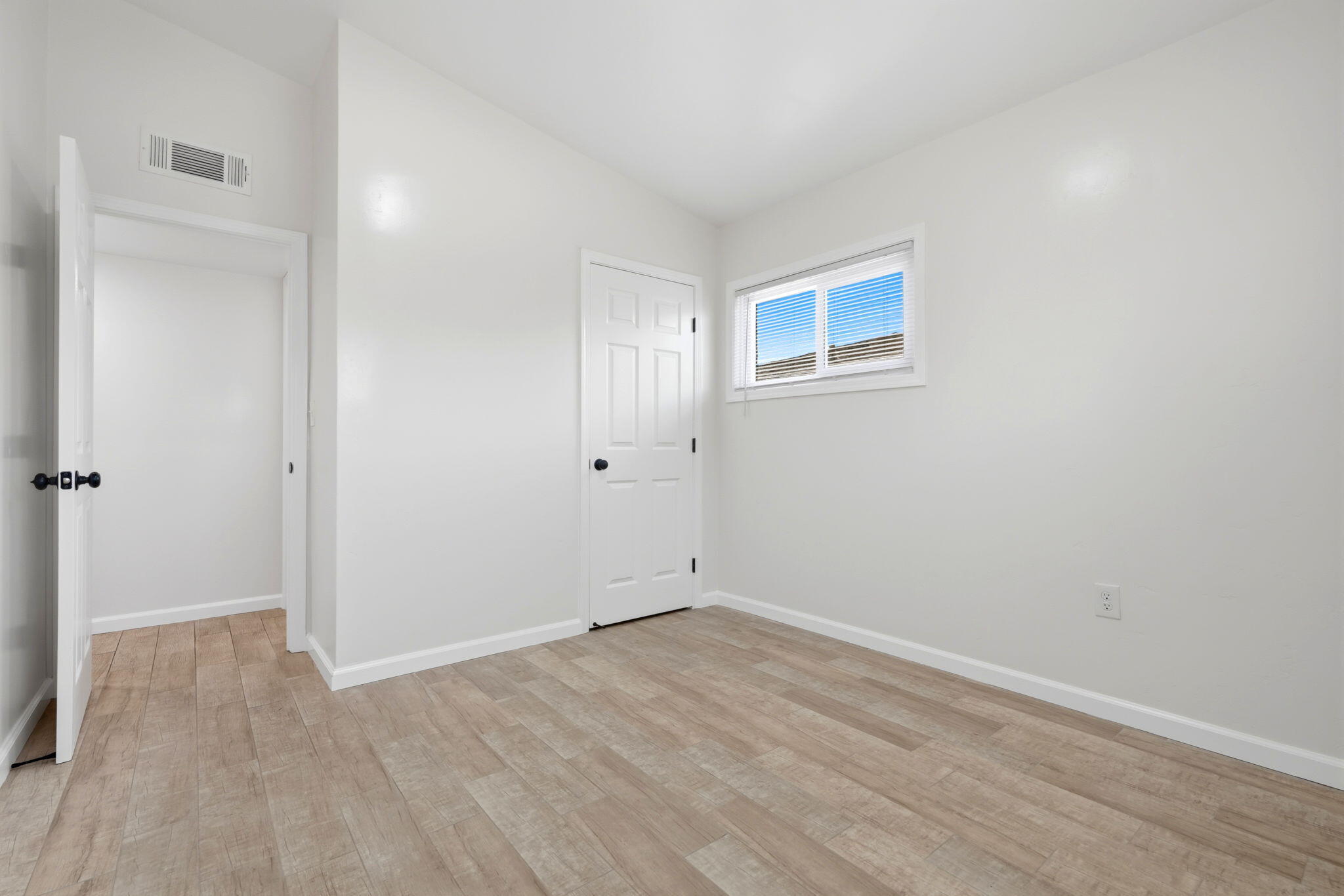 1807 S Bardo St, Visalia, CA 93277